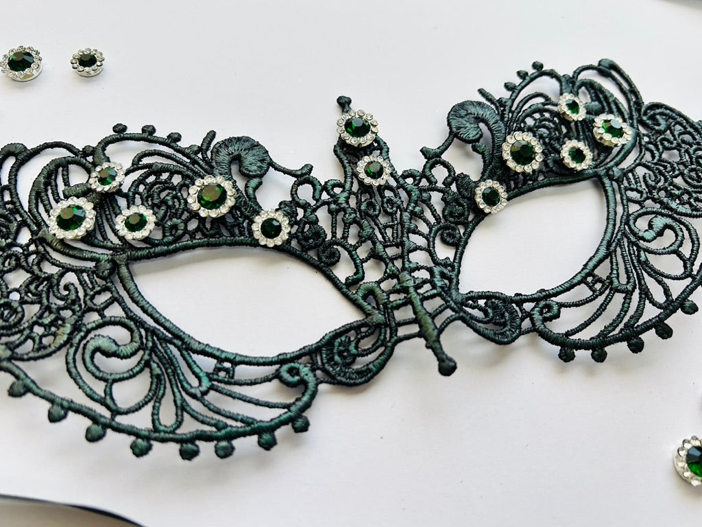 Midnight Emerald Lace Masquerade Mask