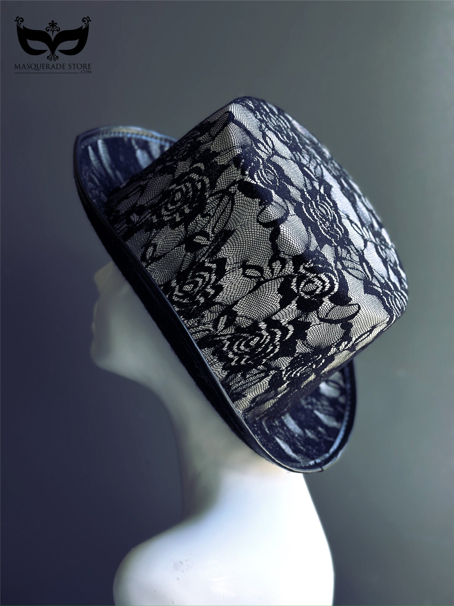 Bloom Lace – Top Hat