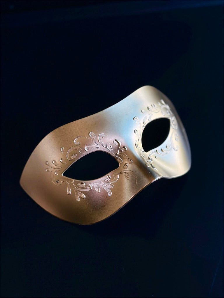 Champagne Royale - Mens Gold Embossed Mask