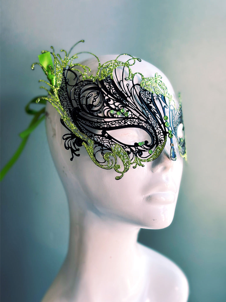 Swan Mask Black - Lime Glitter