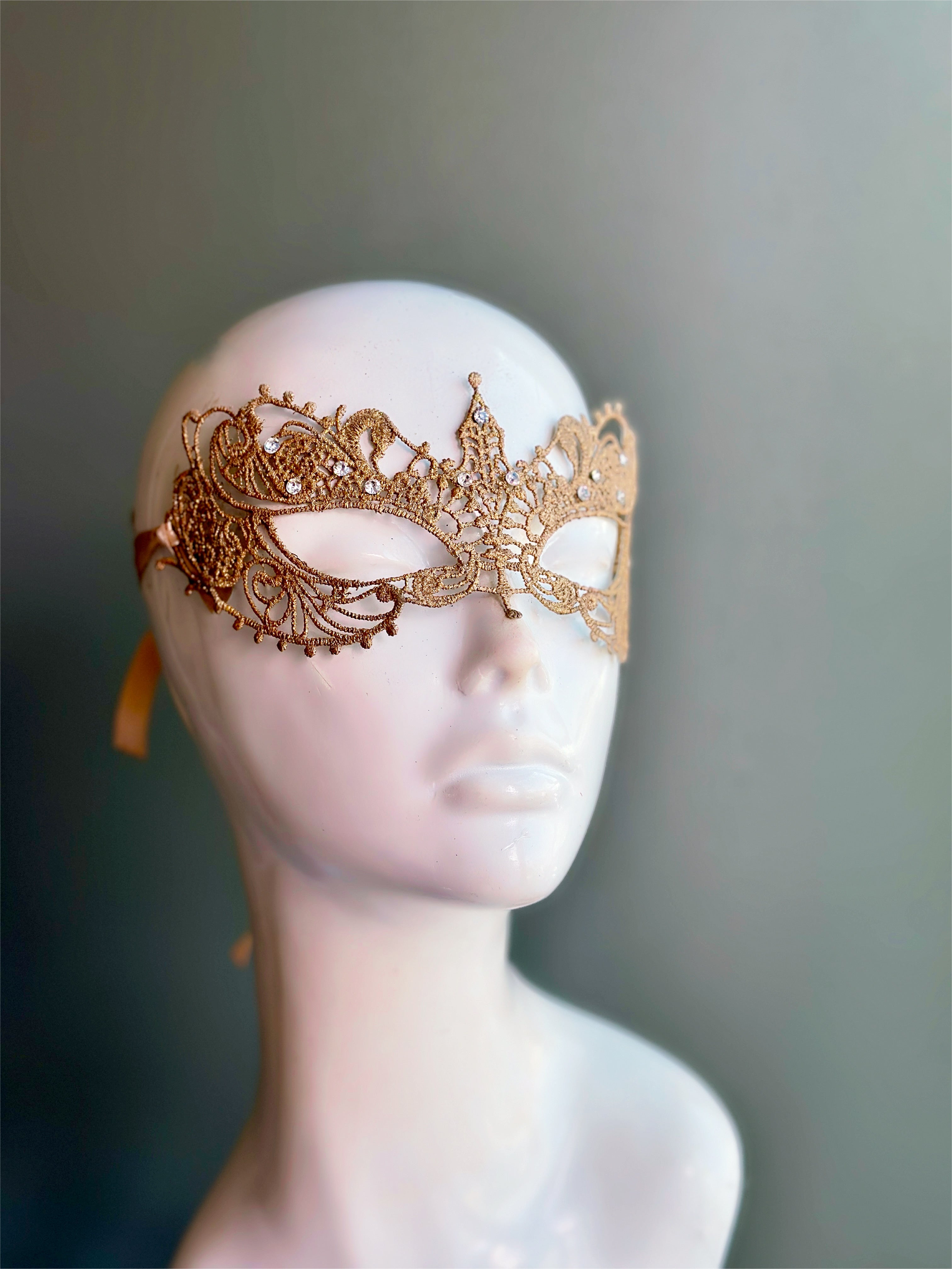Ana Lace Mask - Gold