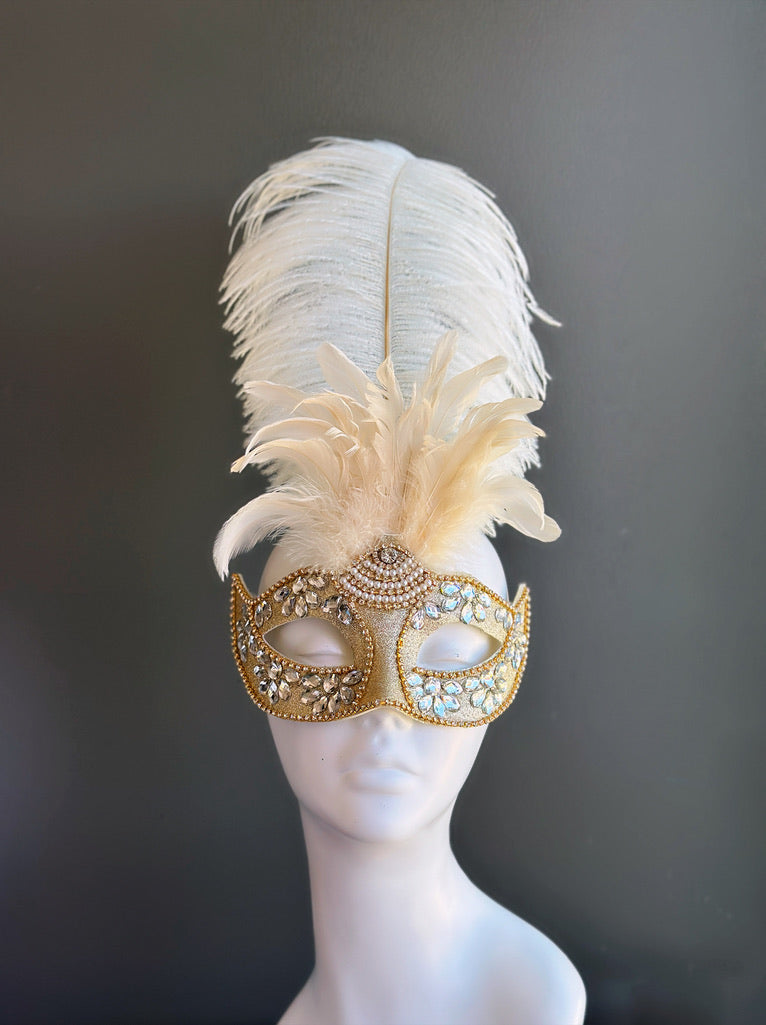Imperiale Feather Mask