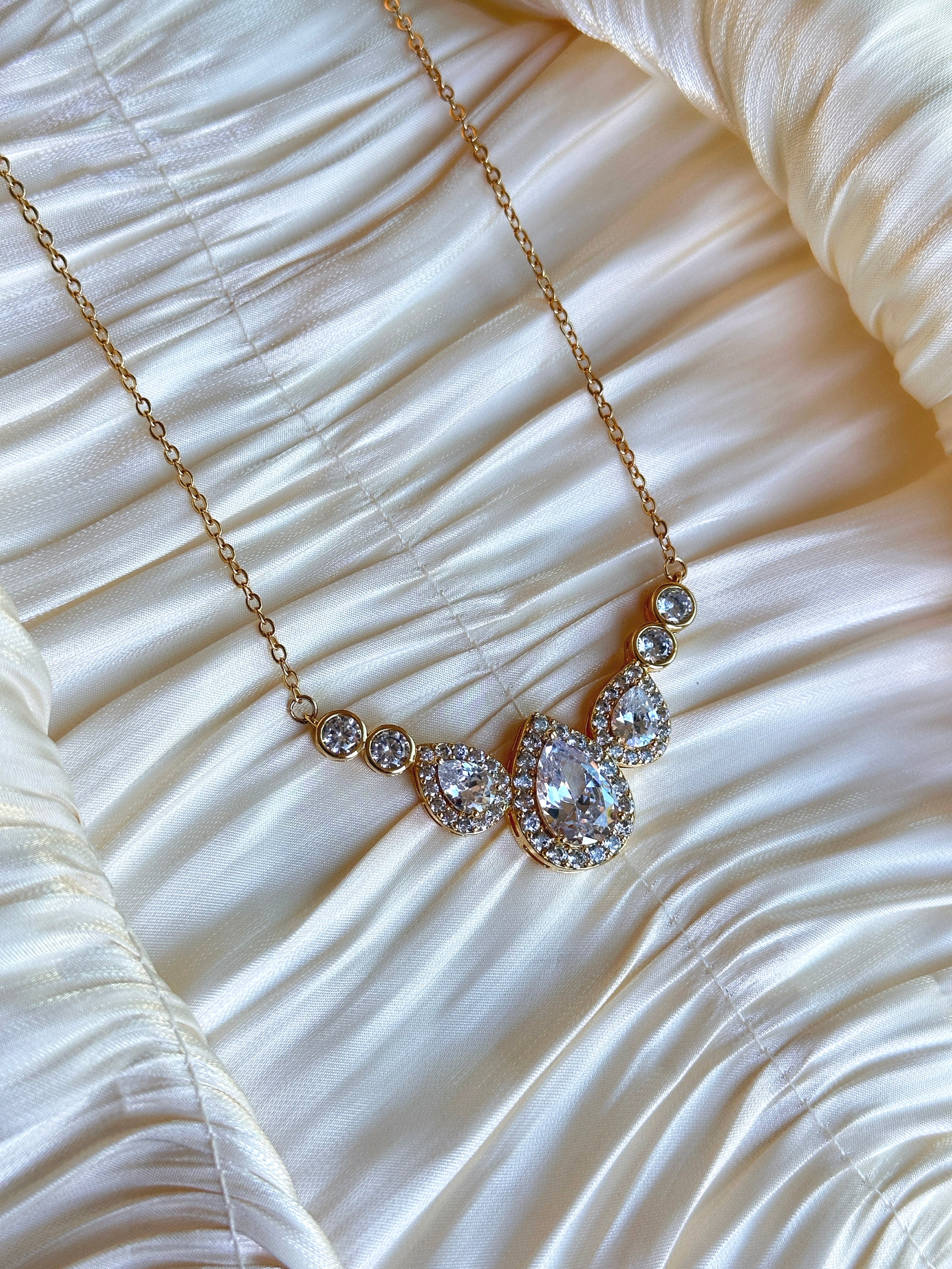 ELYSIAN - NECKLACE (GOLD)