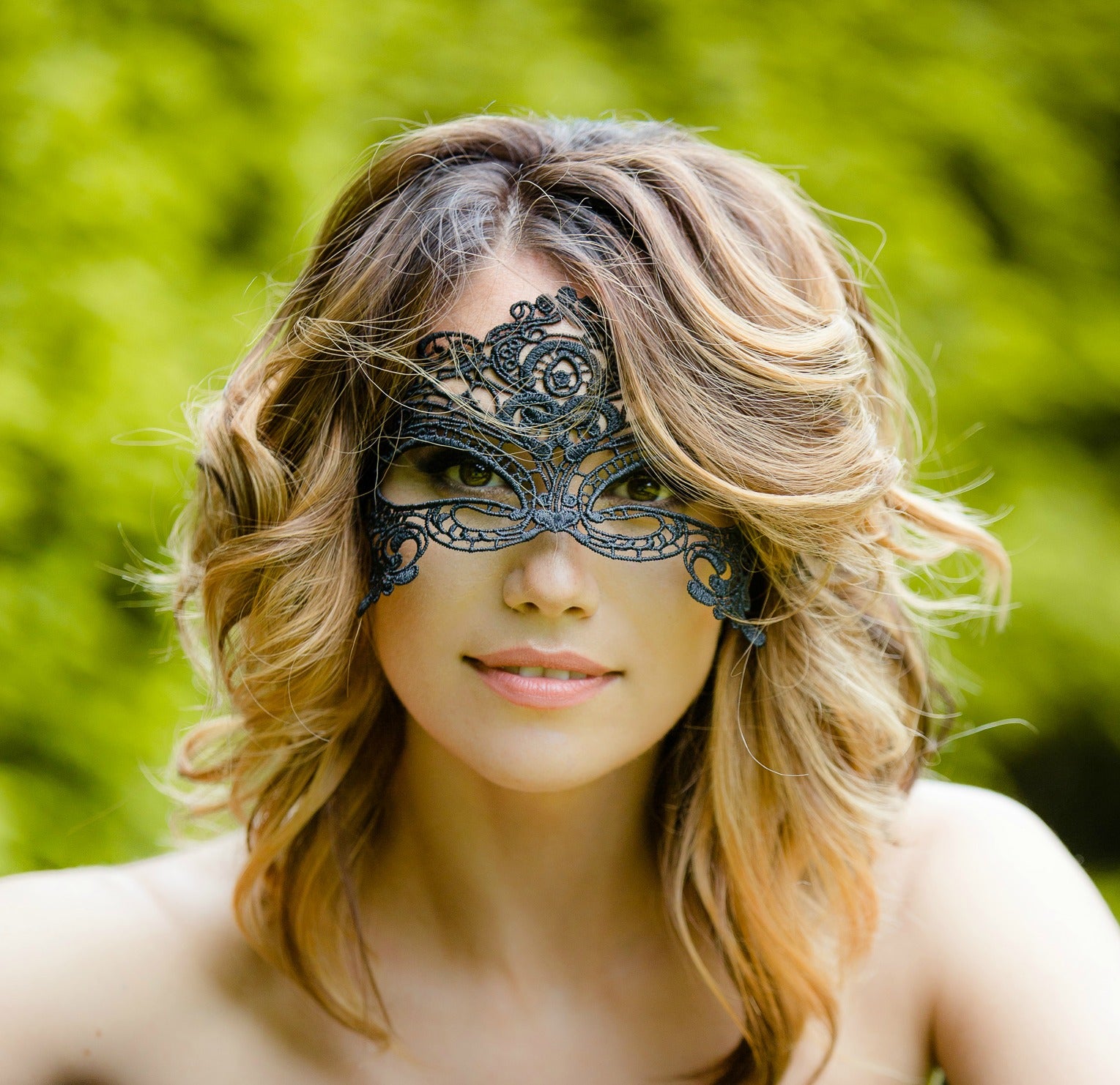 Nina Lace Mask - Black