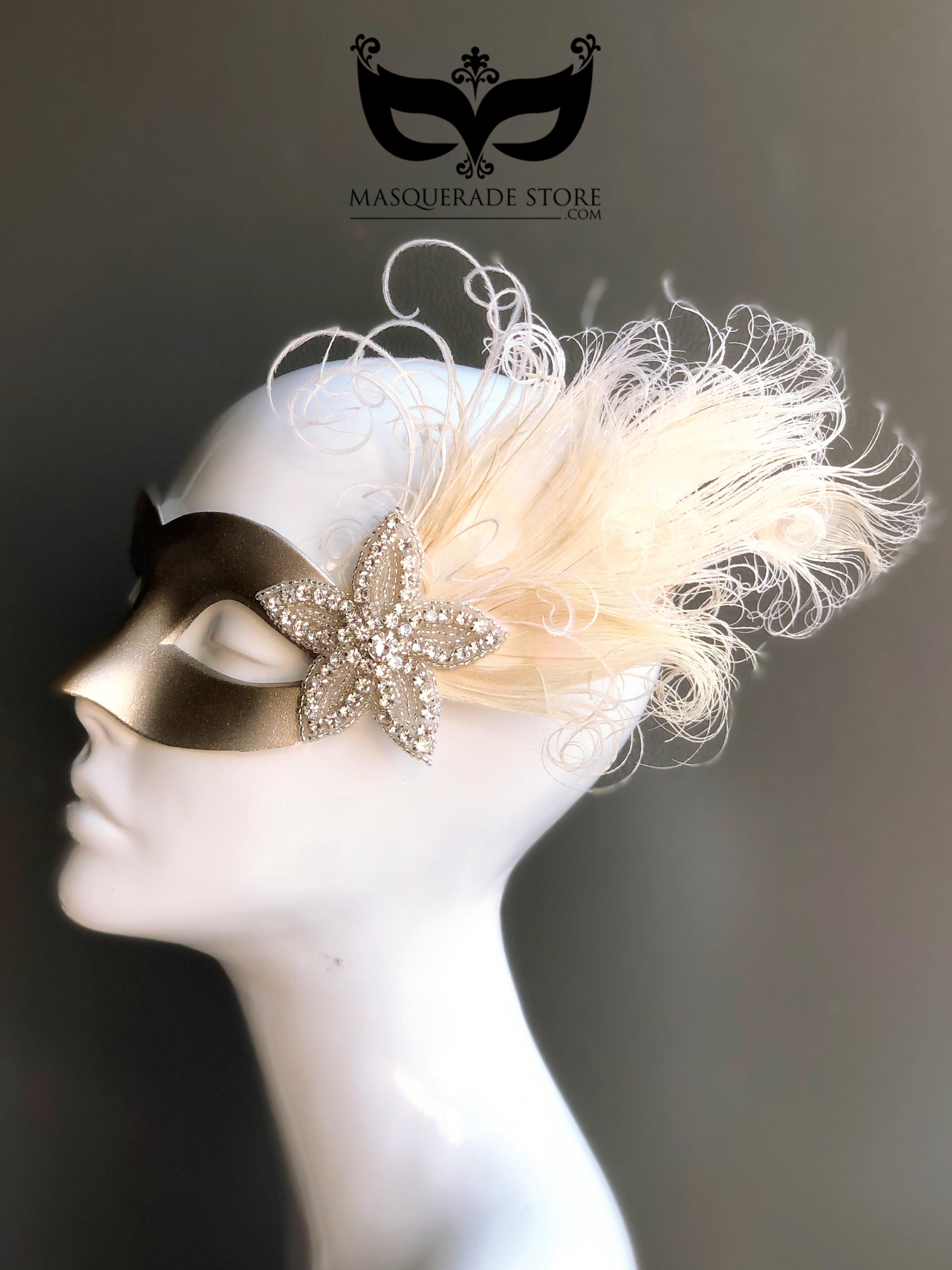 The Grace Mask - Cream Feathers