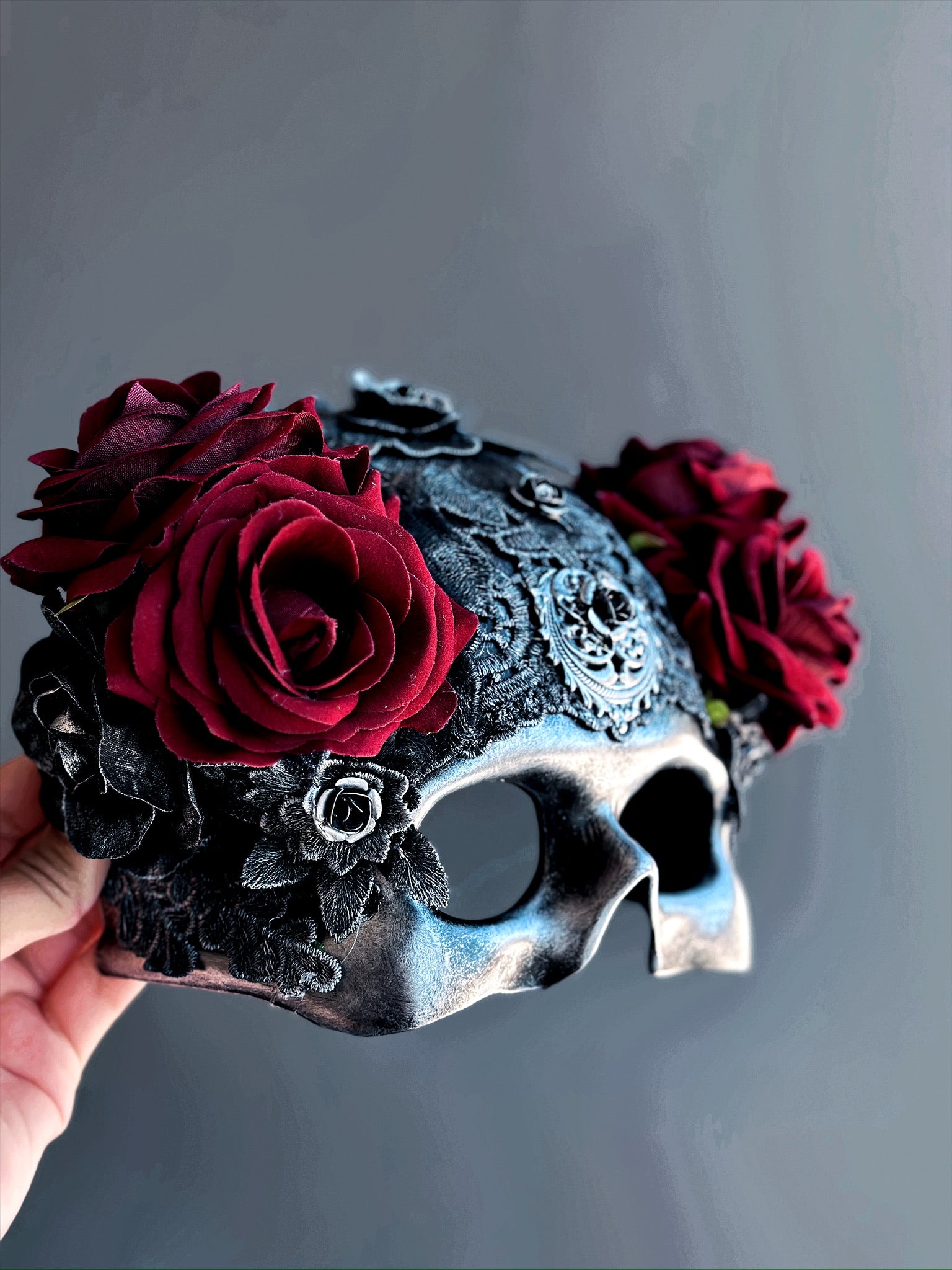 Bloodthorn Veil - Masquerade Mask