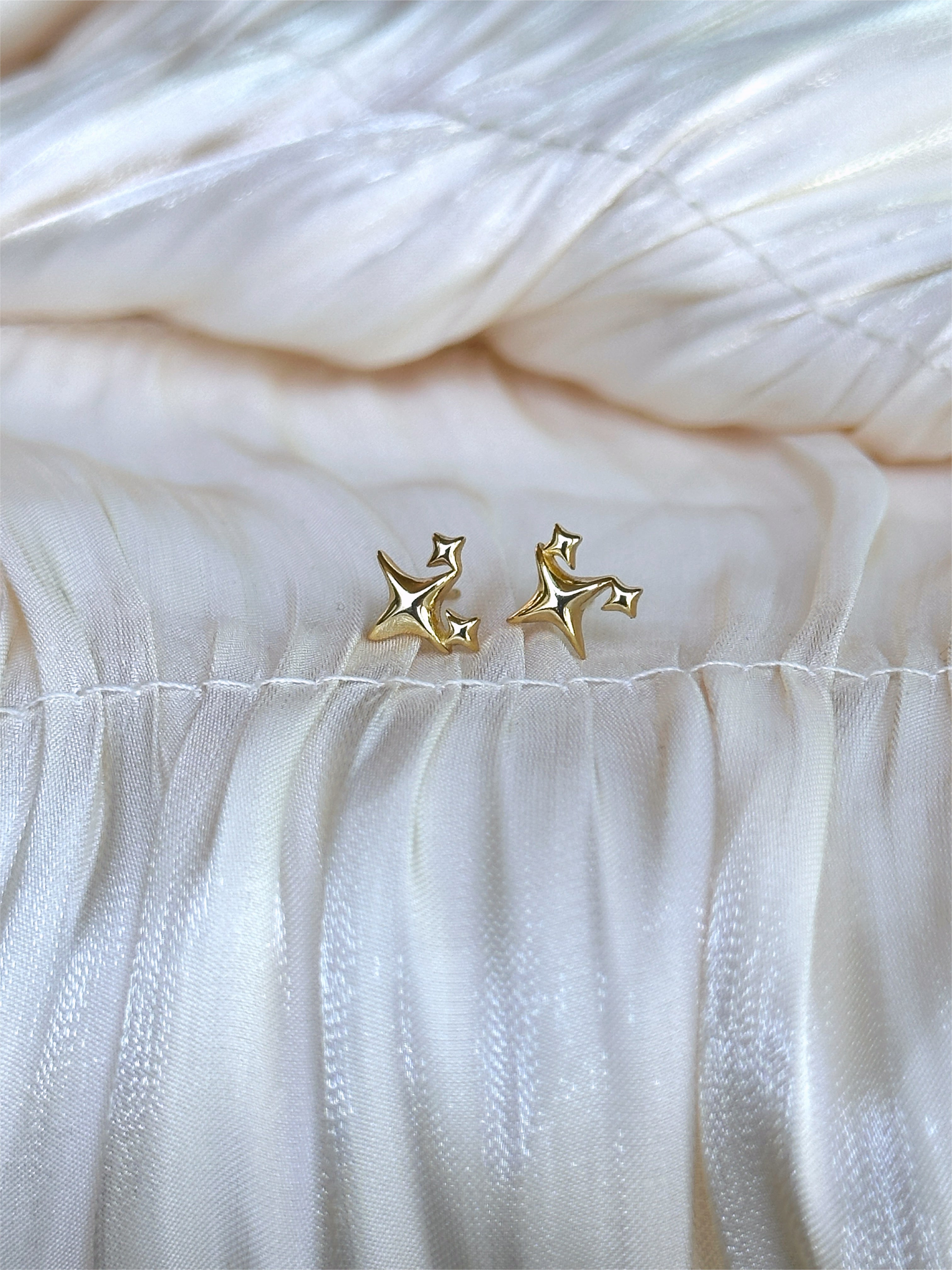 Astra Star Stud Earrings (Gold)