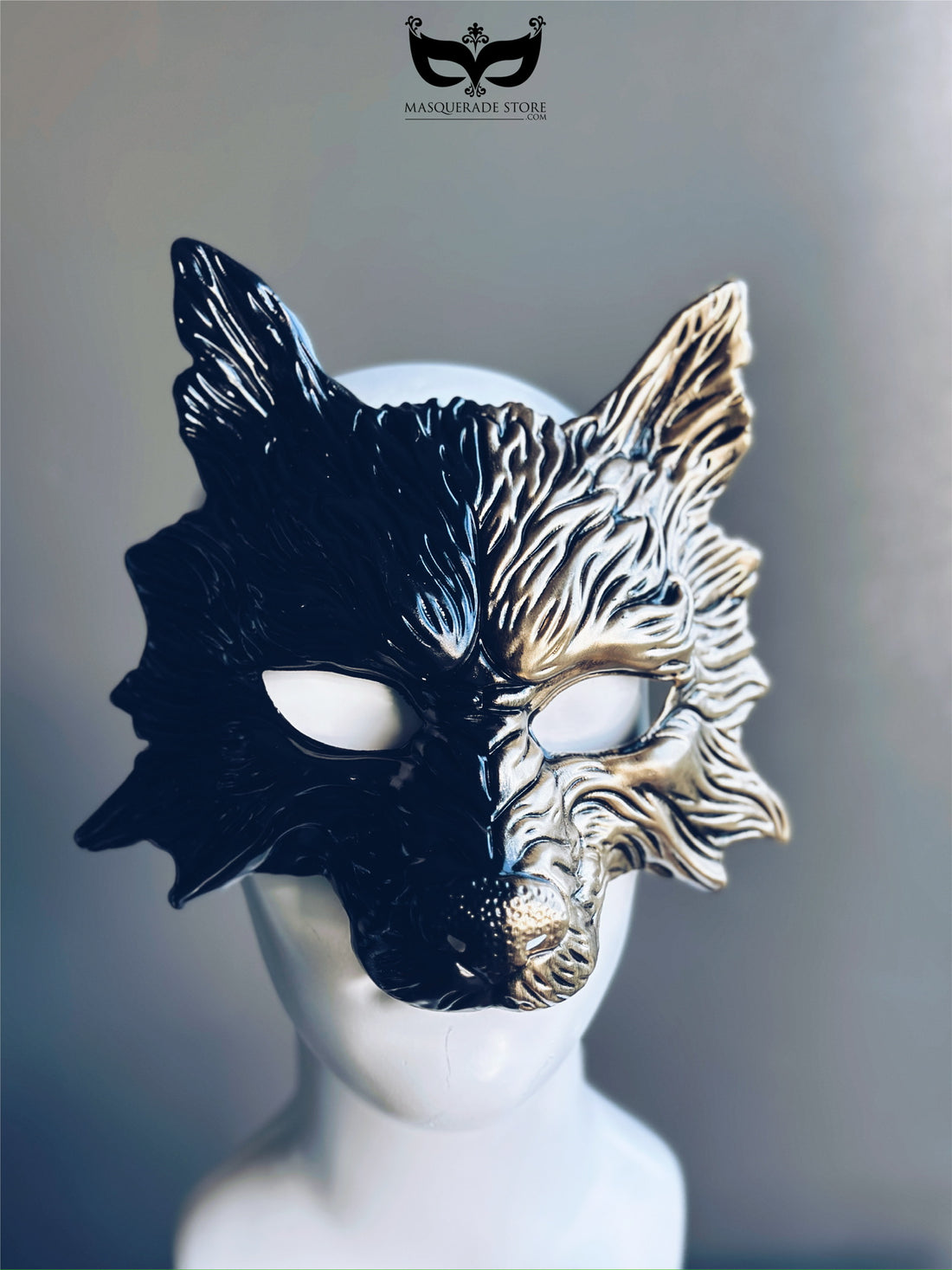 Lunar Divide – Wolf Masquerade Mask