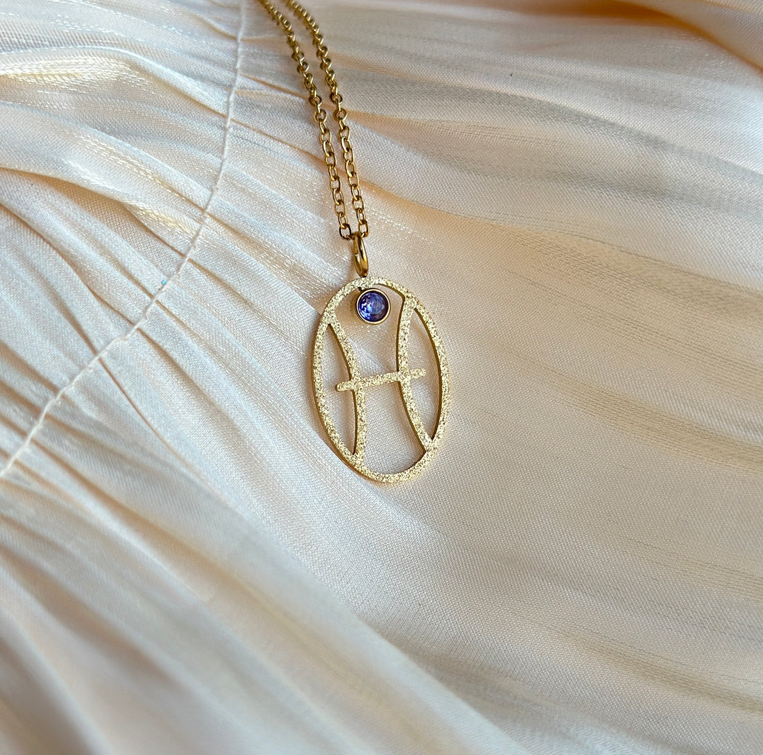 Pisces - Zodiac Necklace (Gold)