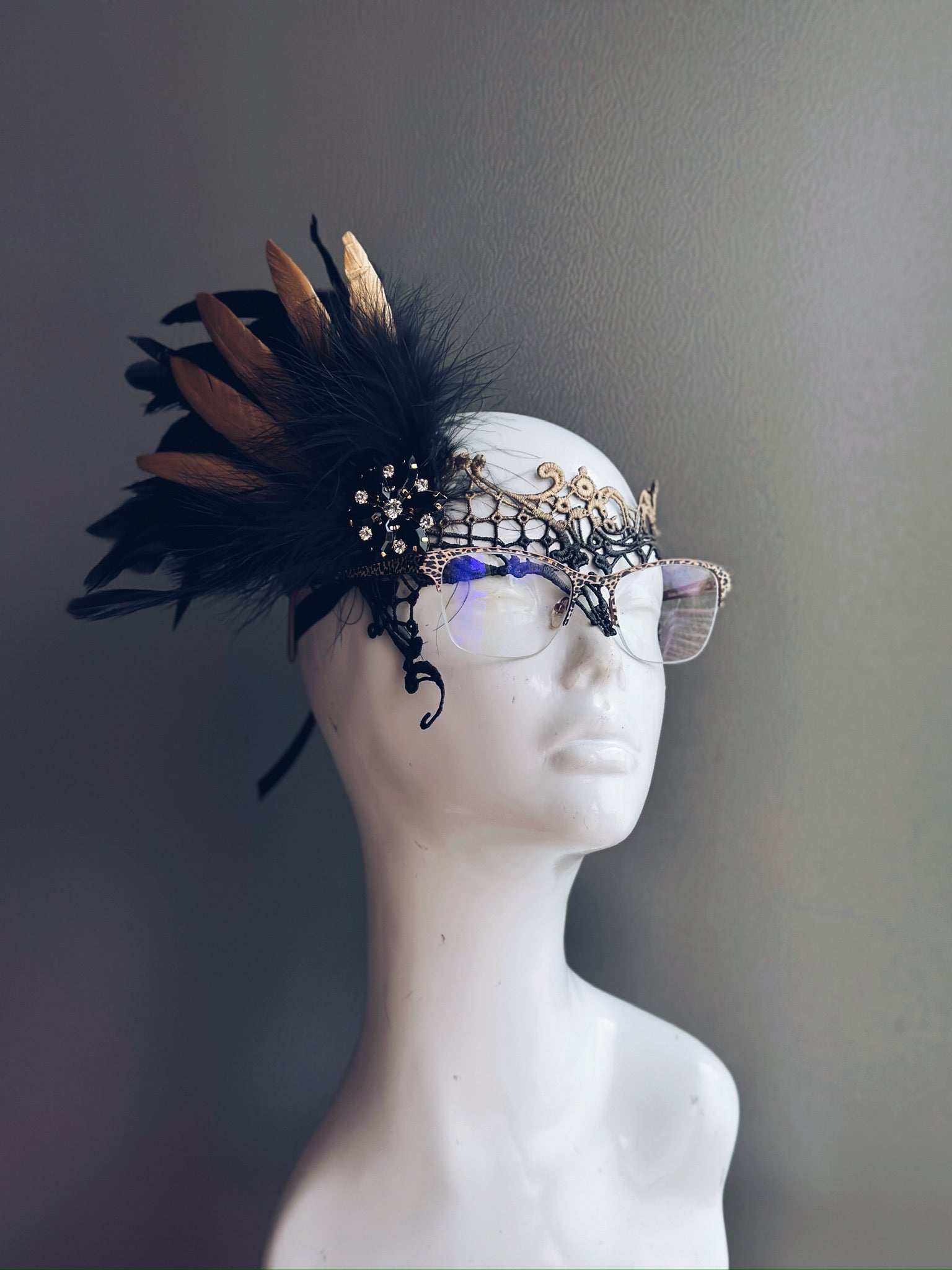 Eyeglass Mask - Gilded Raven