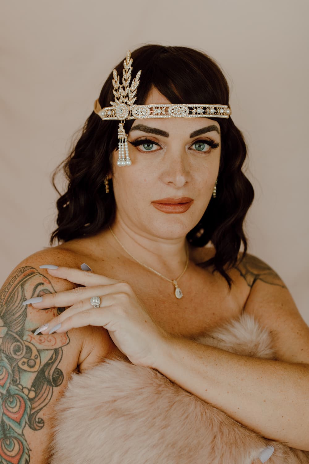 Cameo Catherine	 - Gold