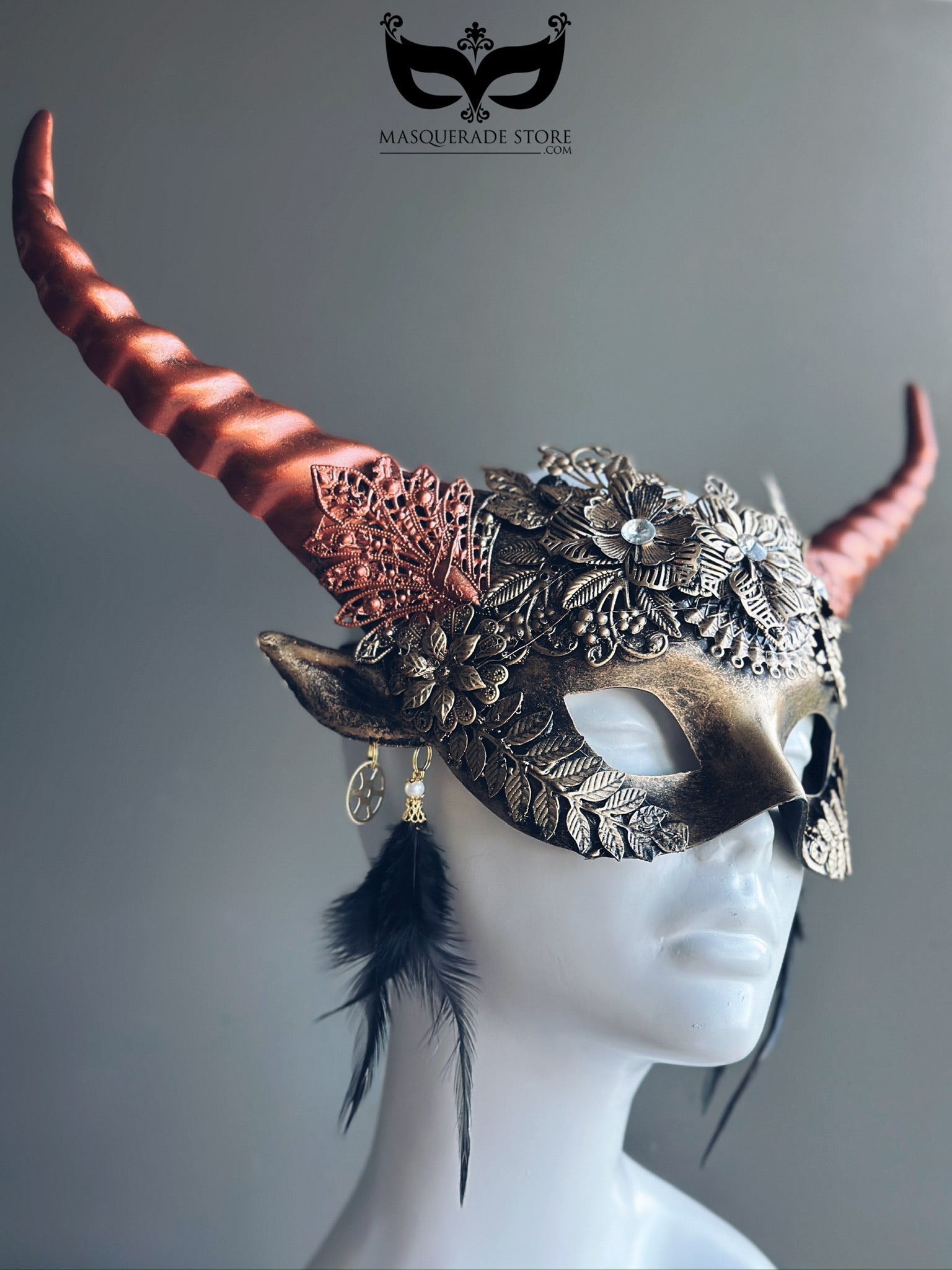 Inferno Bloom – Dragon Horn Mask