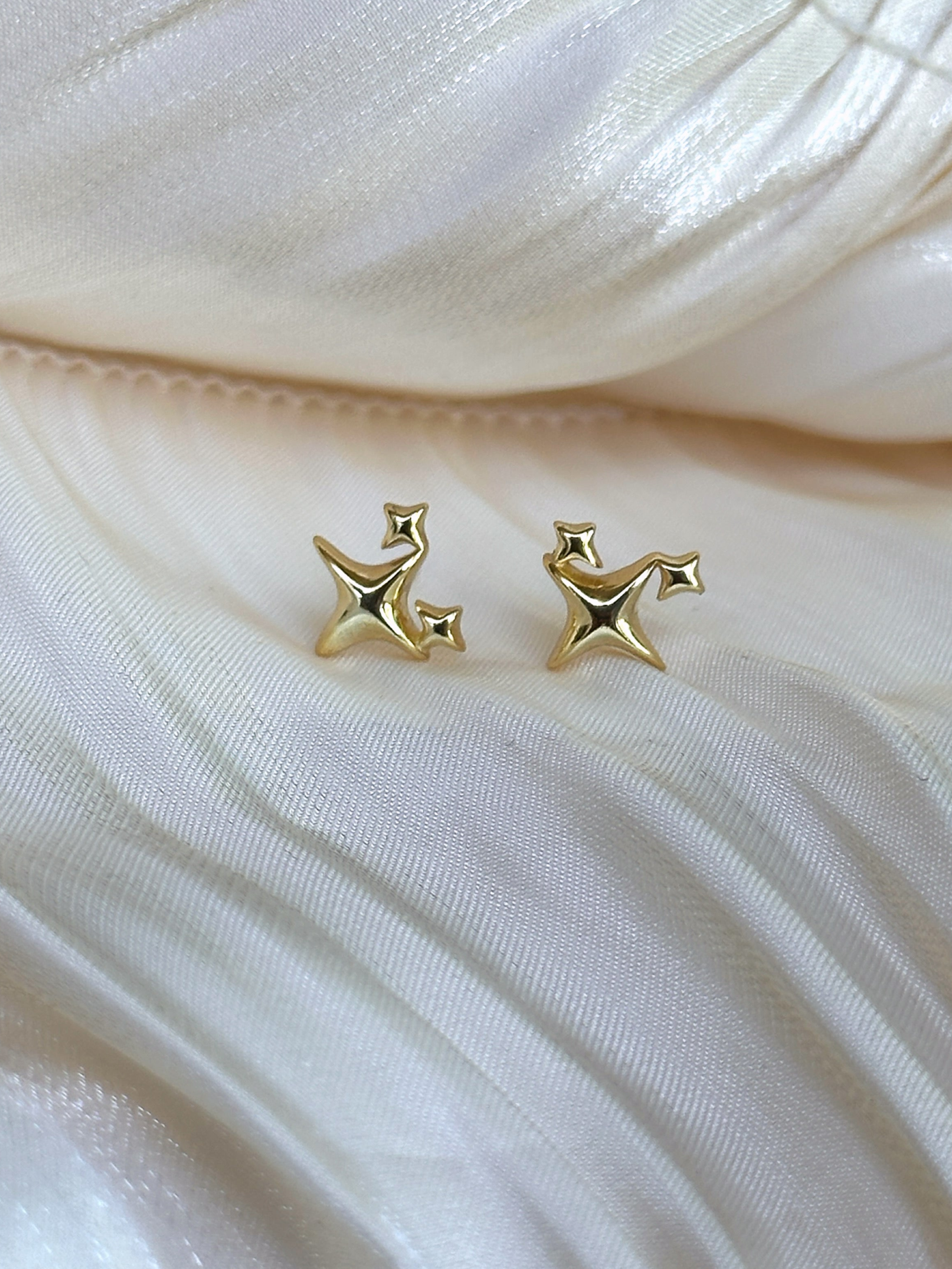 Astra Star Stud Earrings (Gold)