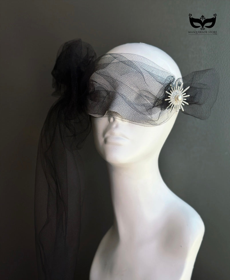 Noir Étoile Veil Mask