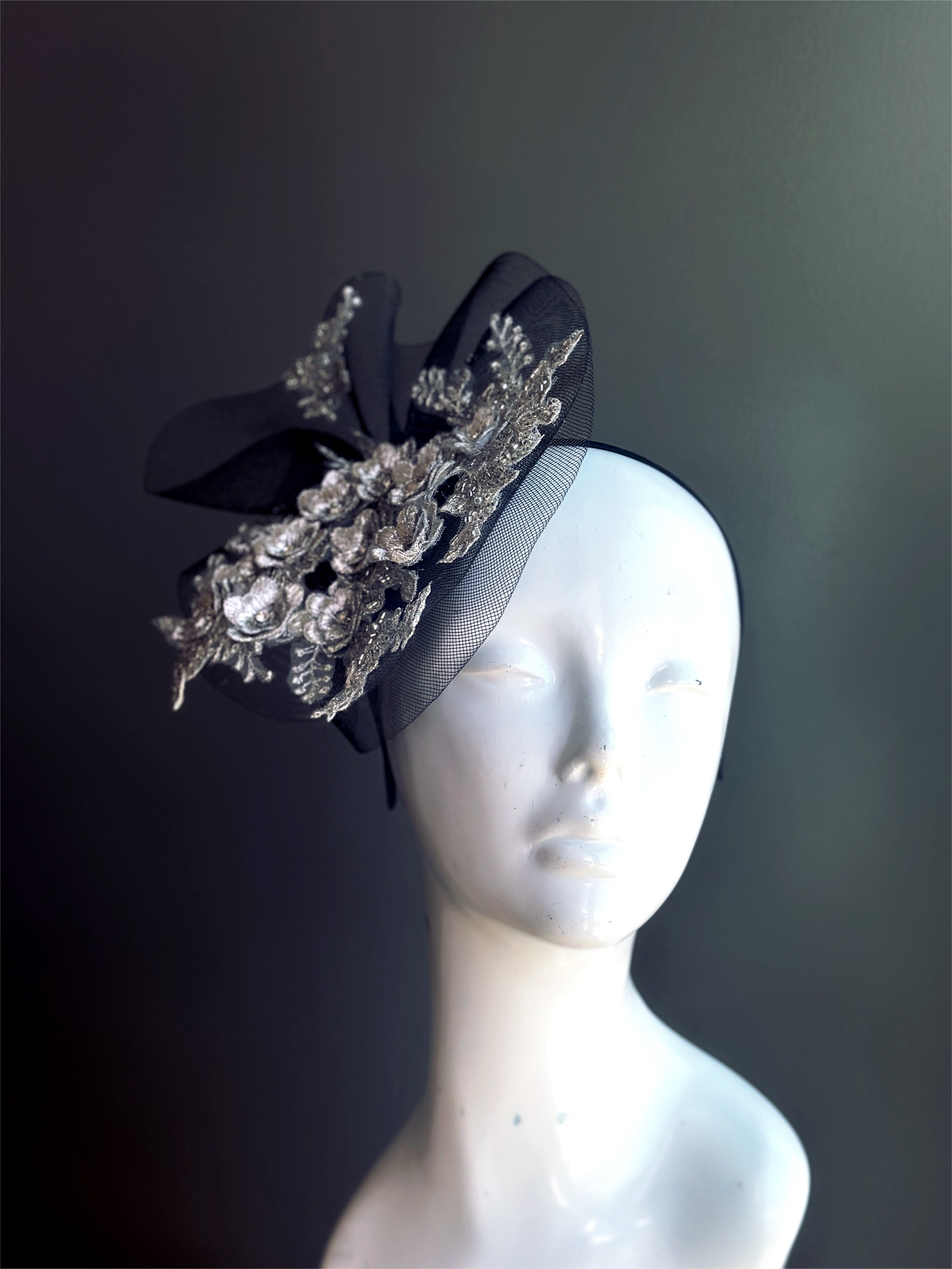 Noir Argent Fascinator