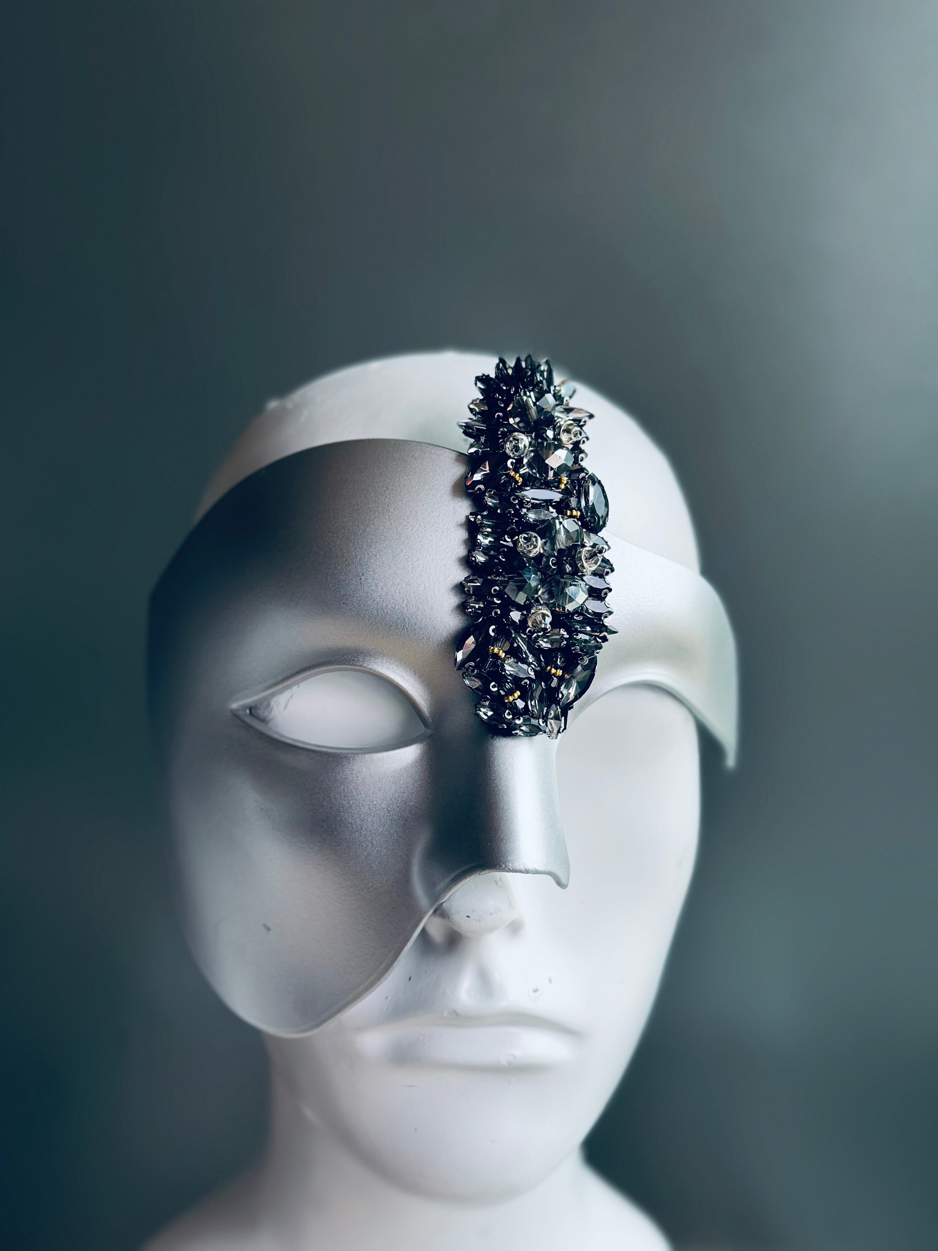 Phantom Maharaja & Queen Set