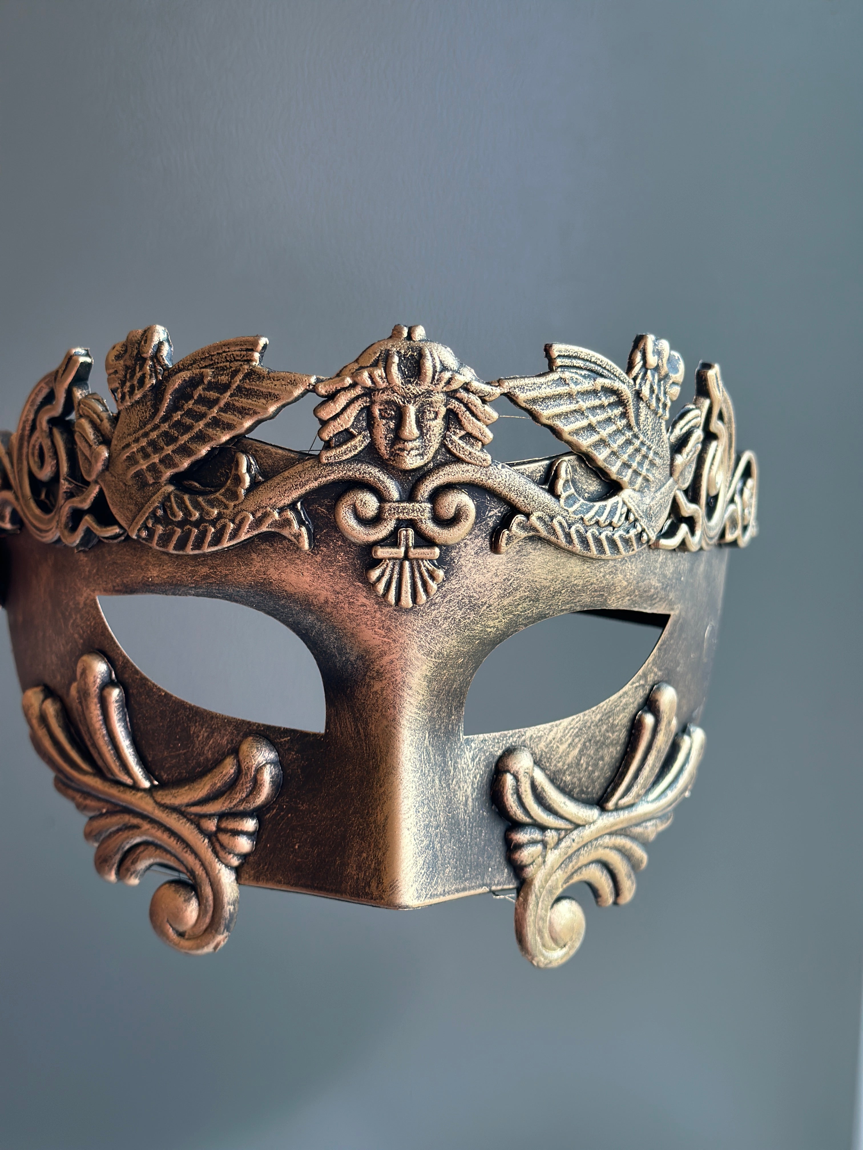 Gladiator Mask - Gold/Black