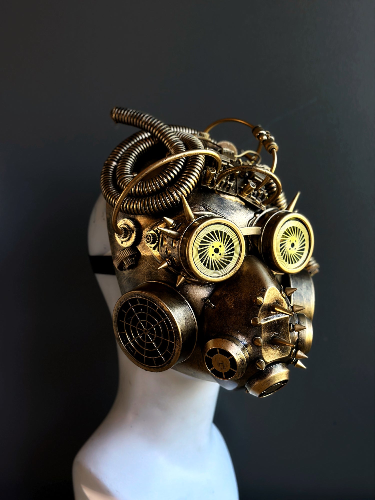 Steampunk Cosplay Biohazard Mask - Gold