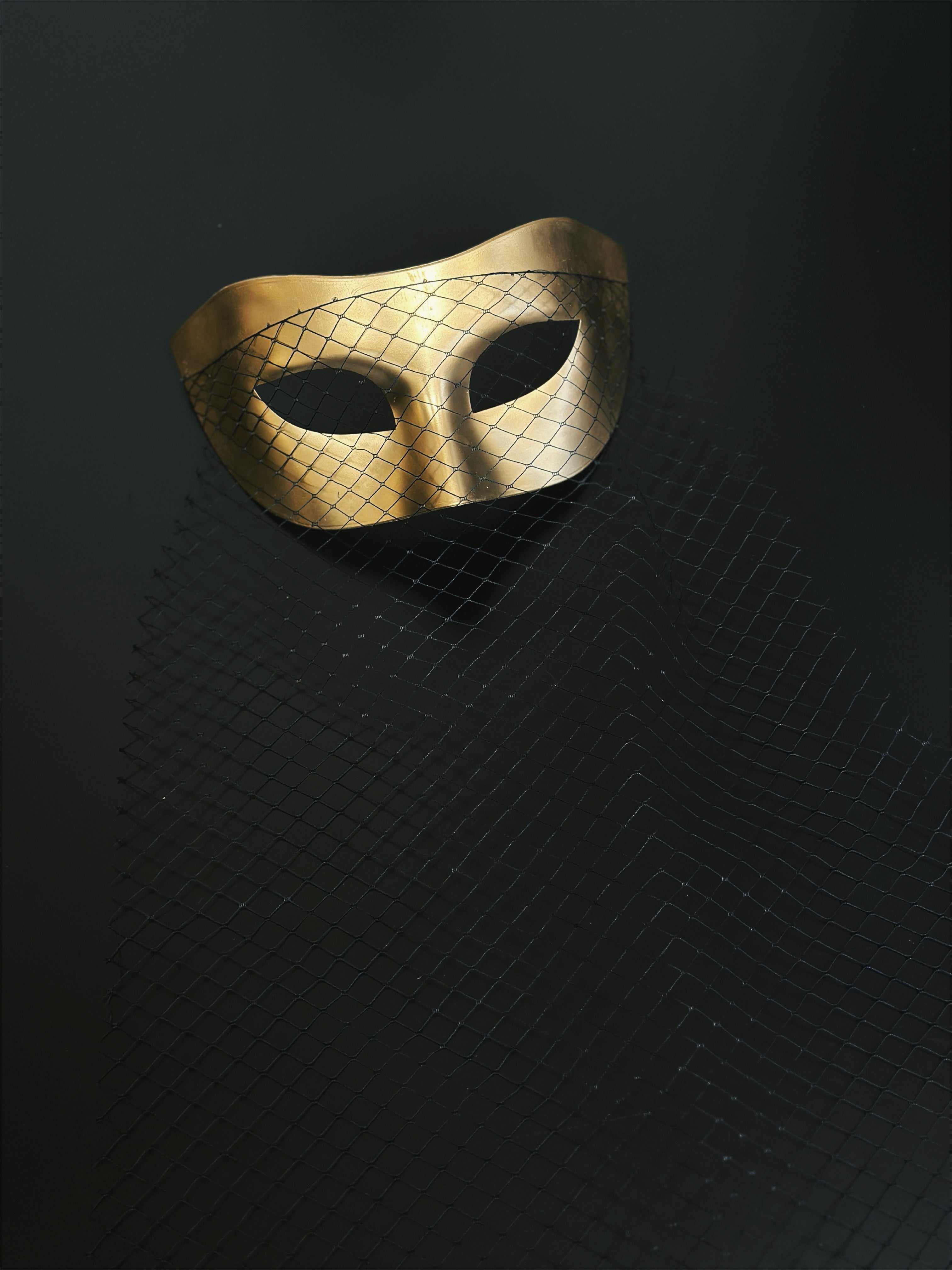 Golden Veil Mask