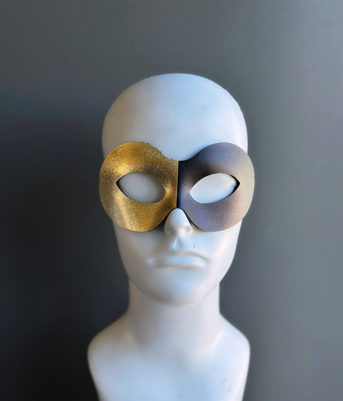 Royal Scroll Masquerade Mask