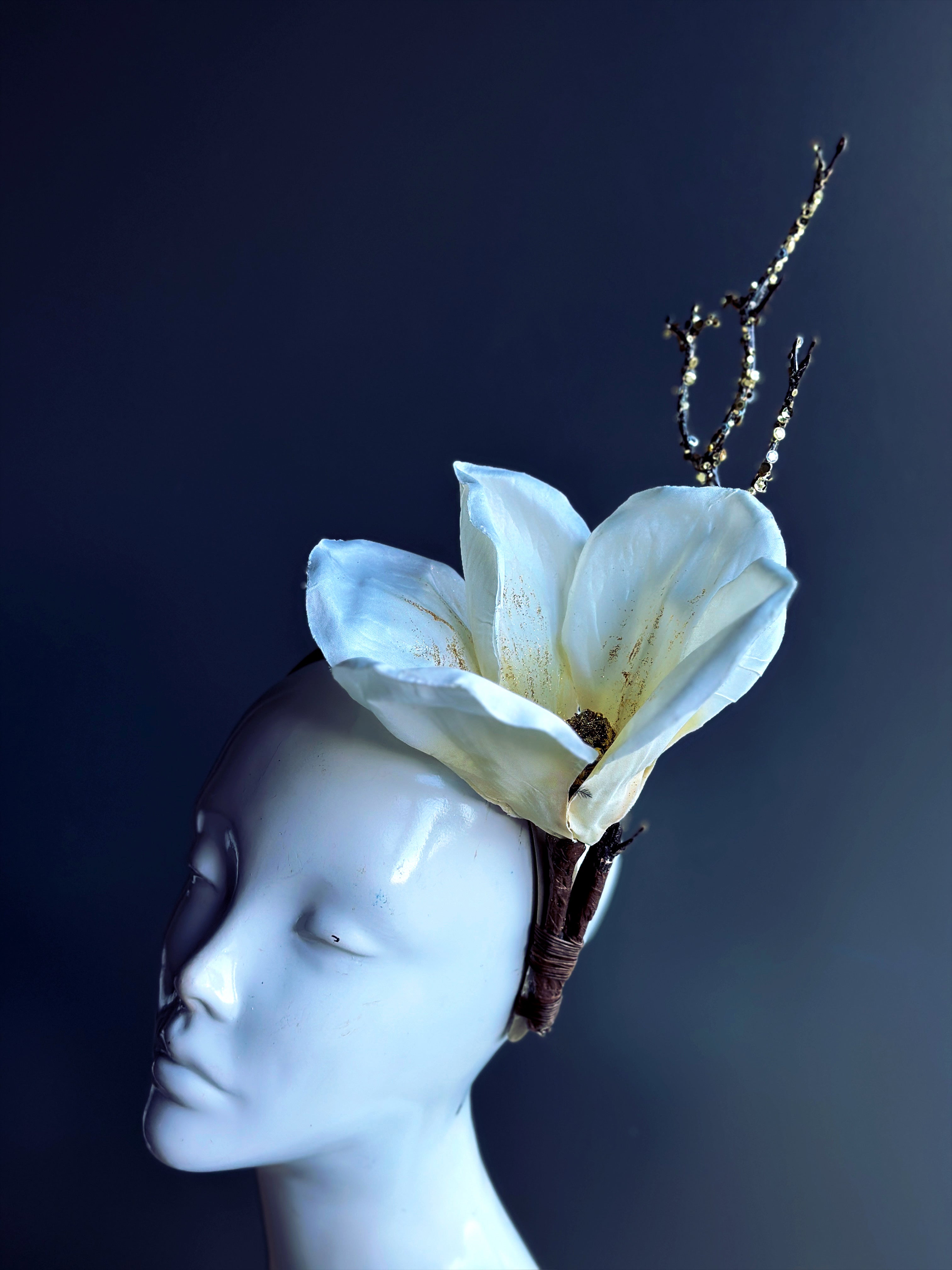 Christmas Fascinator - White Flower