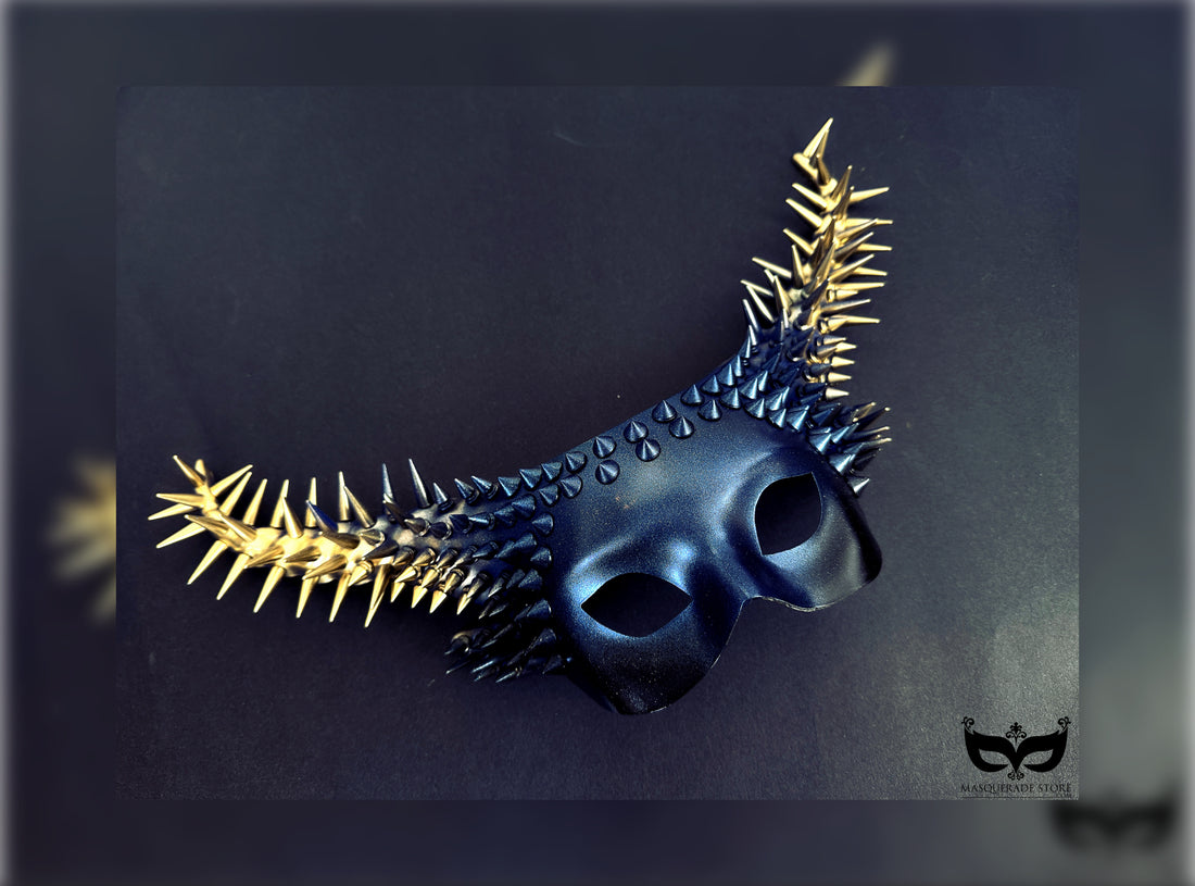 Horn Spiked - Black/Gold Mask