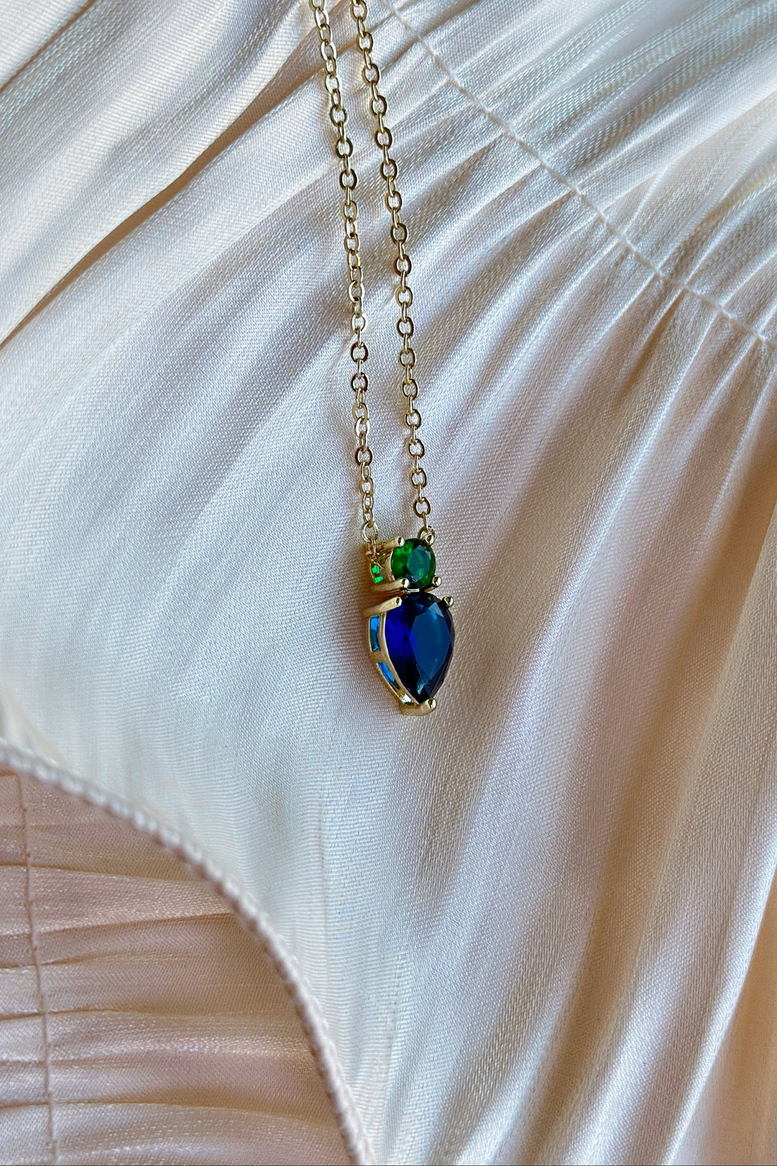 Taissa - Necklace (Gold/Blue/Green)