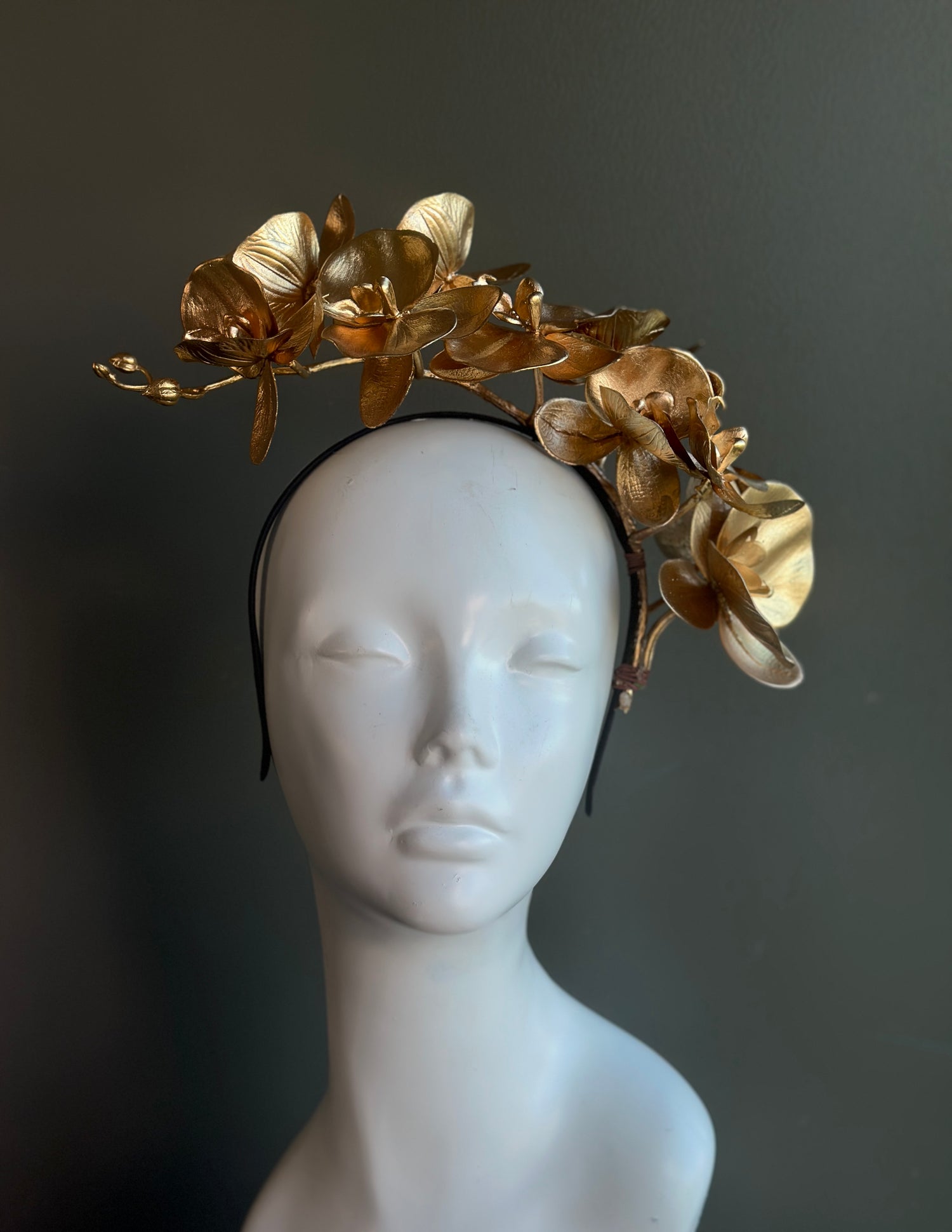 Orchid Fascinator - White