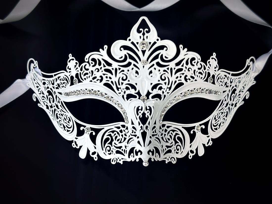 Elegant Venetian Bridal Mask - White