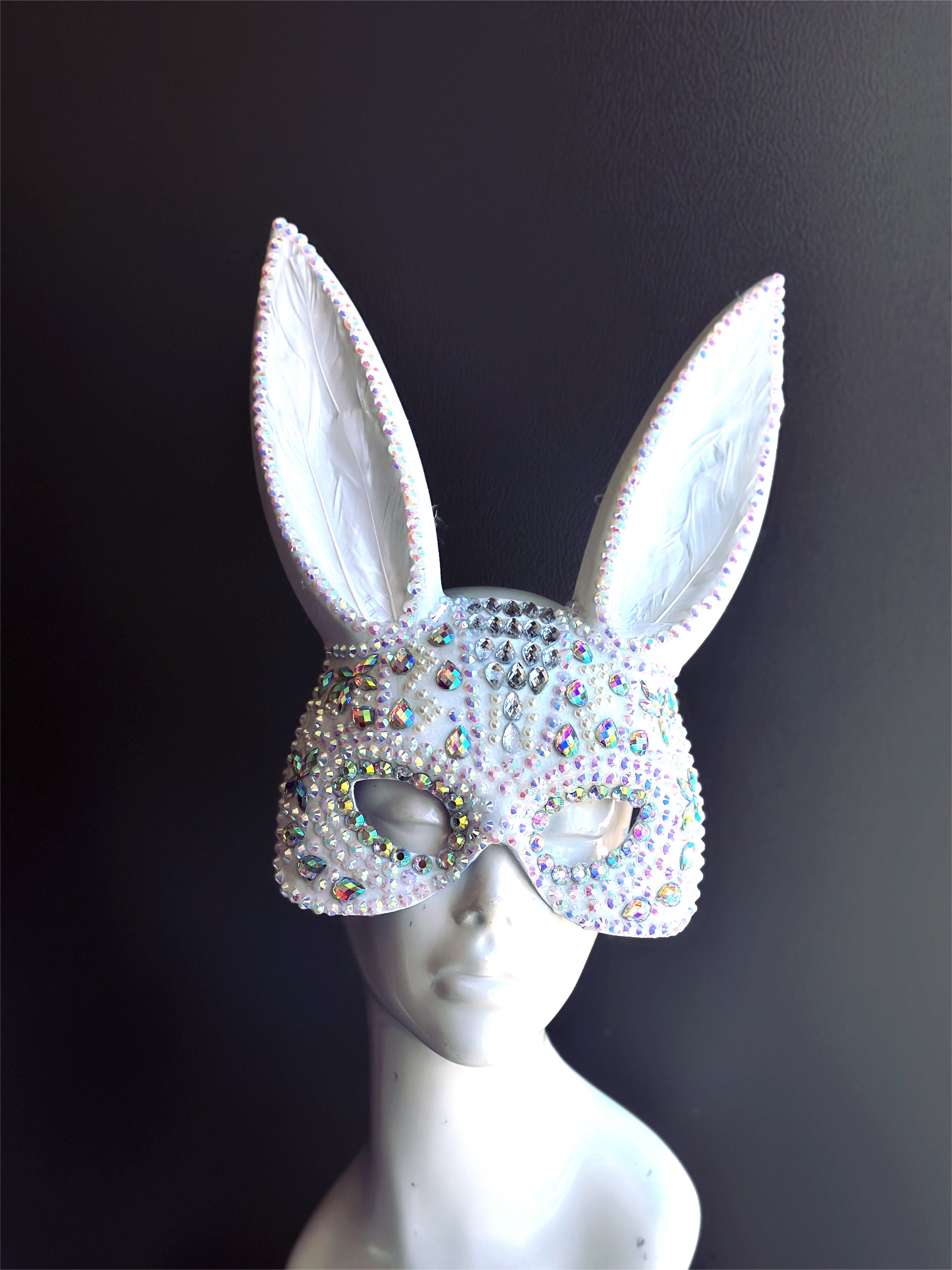 Crystal Bunny – White Rhinestone Mask