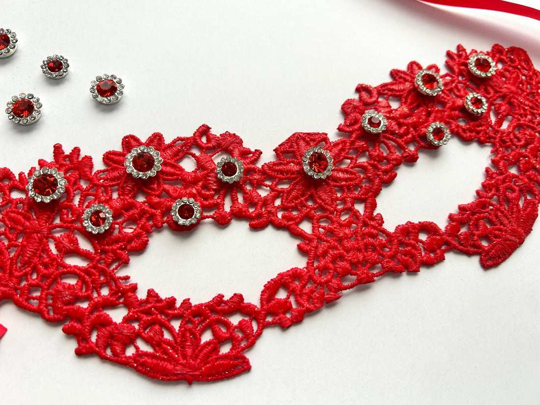 Velvet Night Mask - Red Lace Mask