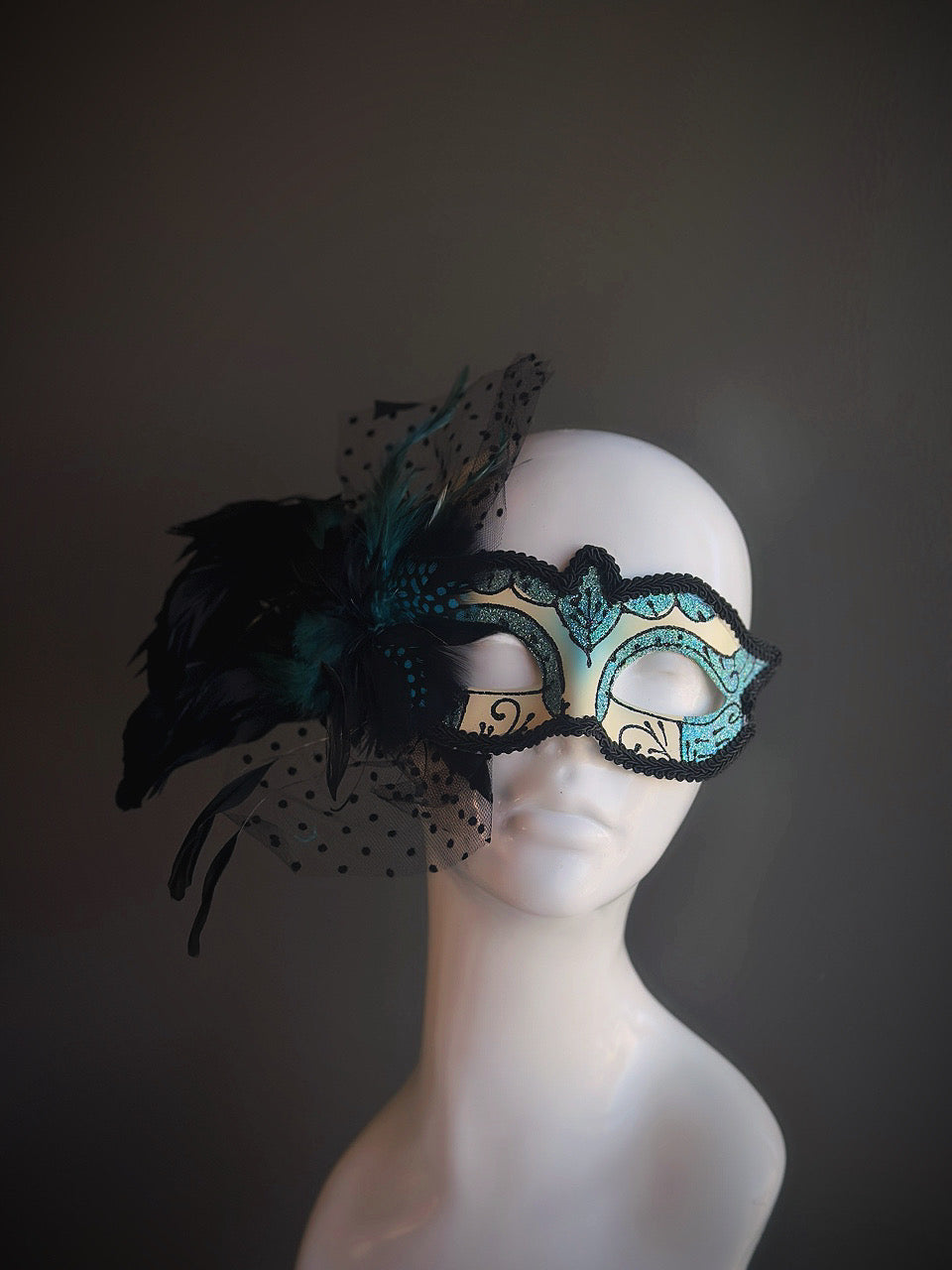 Teal Elegance Feather Mask