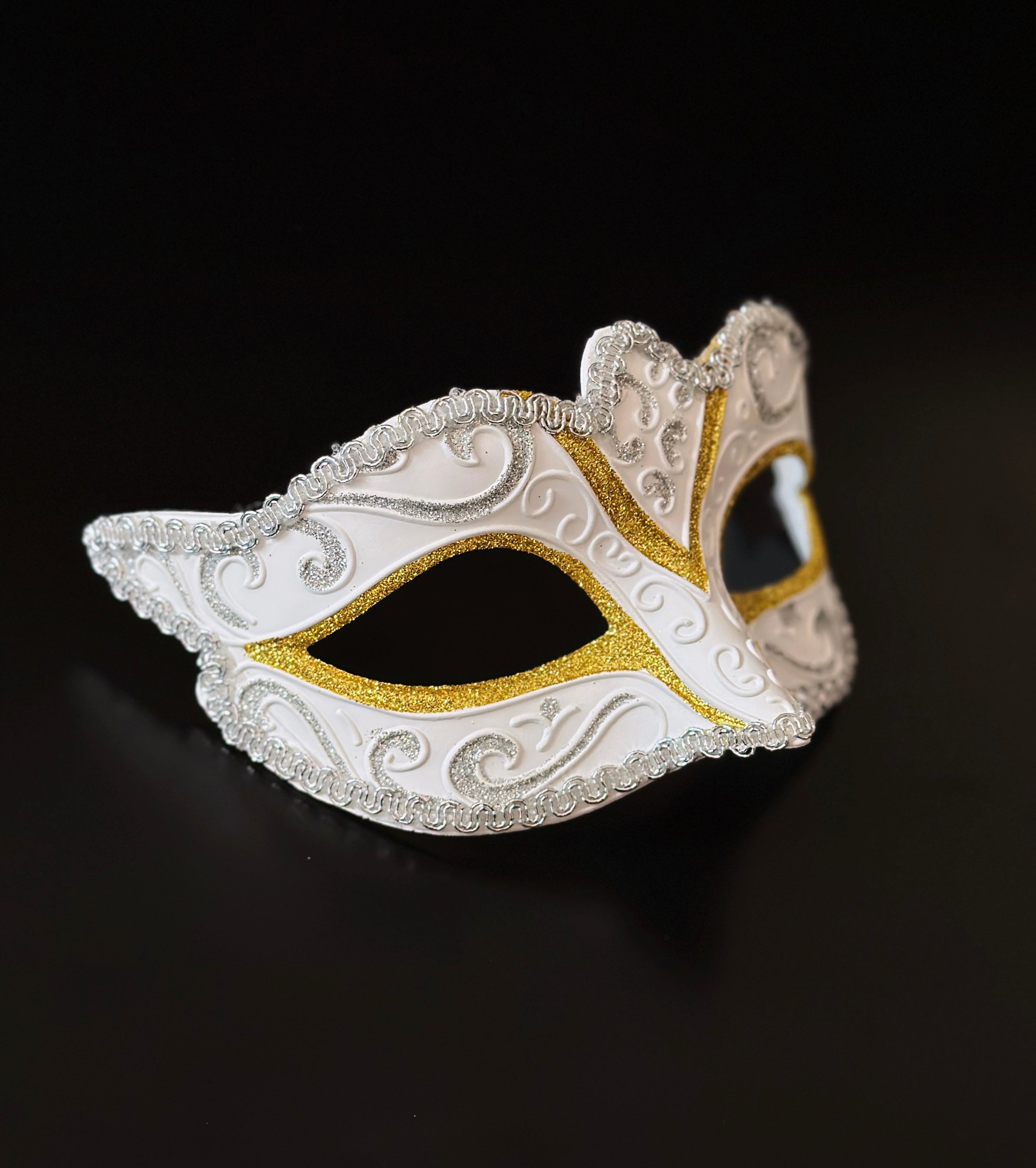 Nocturn Dorata Mask - White/Gold/Silver