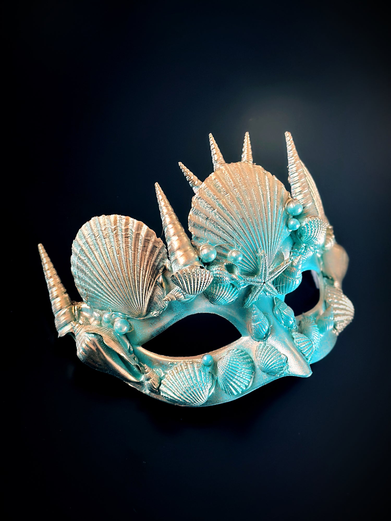 Merman Shell Mask - Gold Turquoise