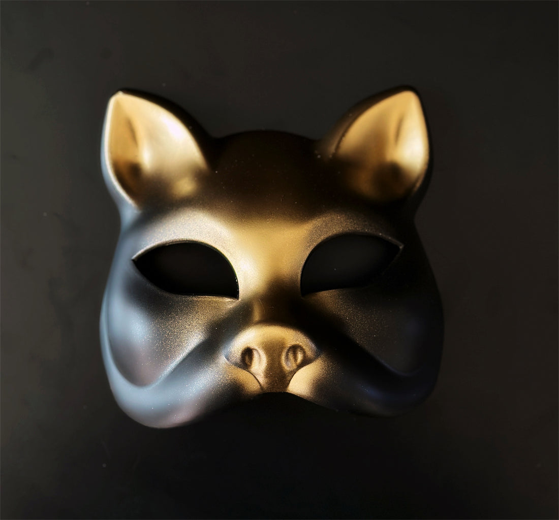 Crimson Kitsune - Gold & Black Cat Mask