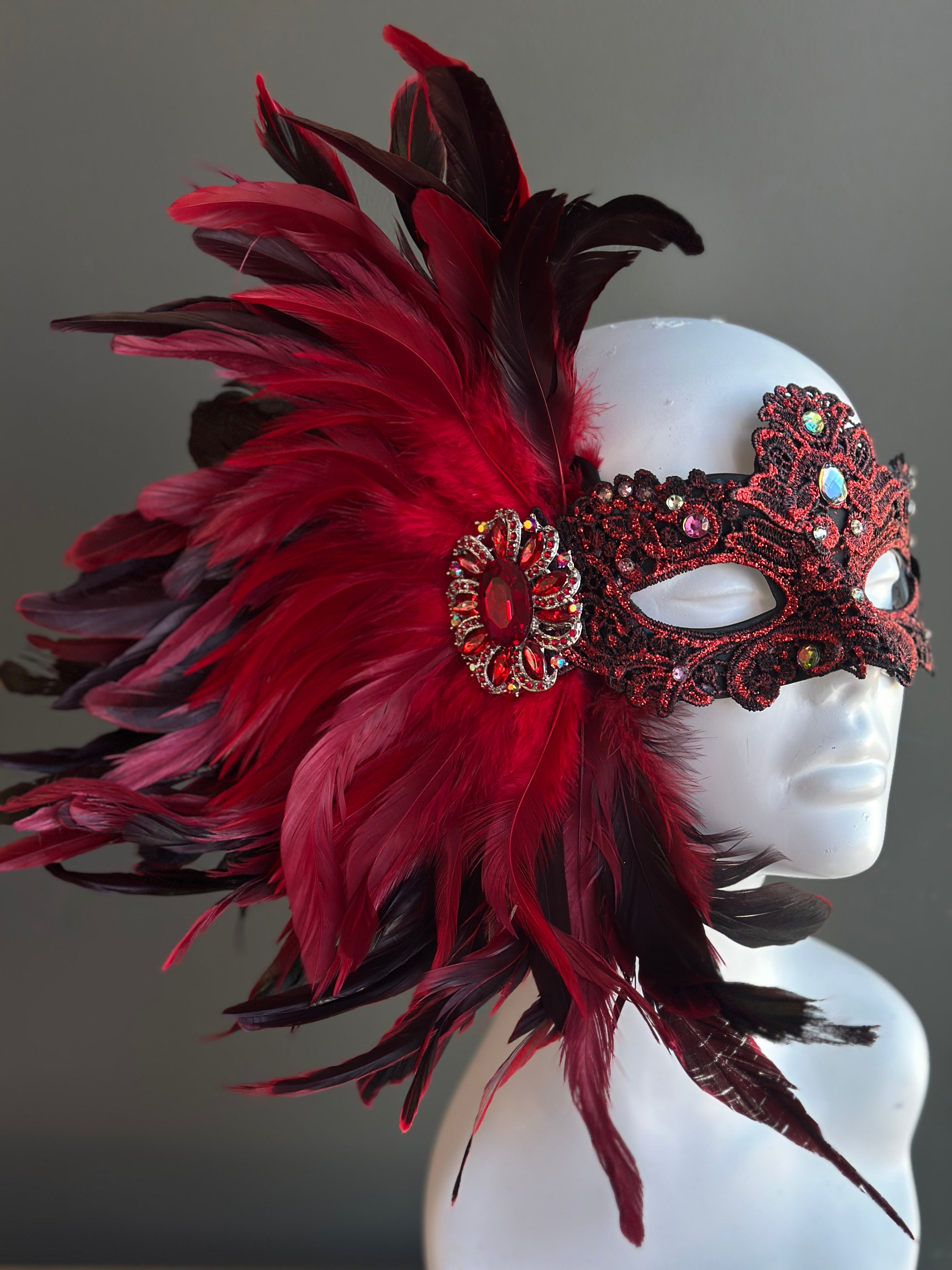 Crimson Plume - Red/Black