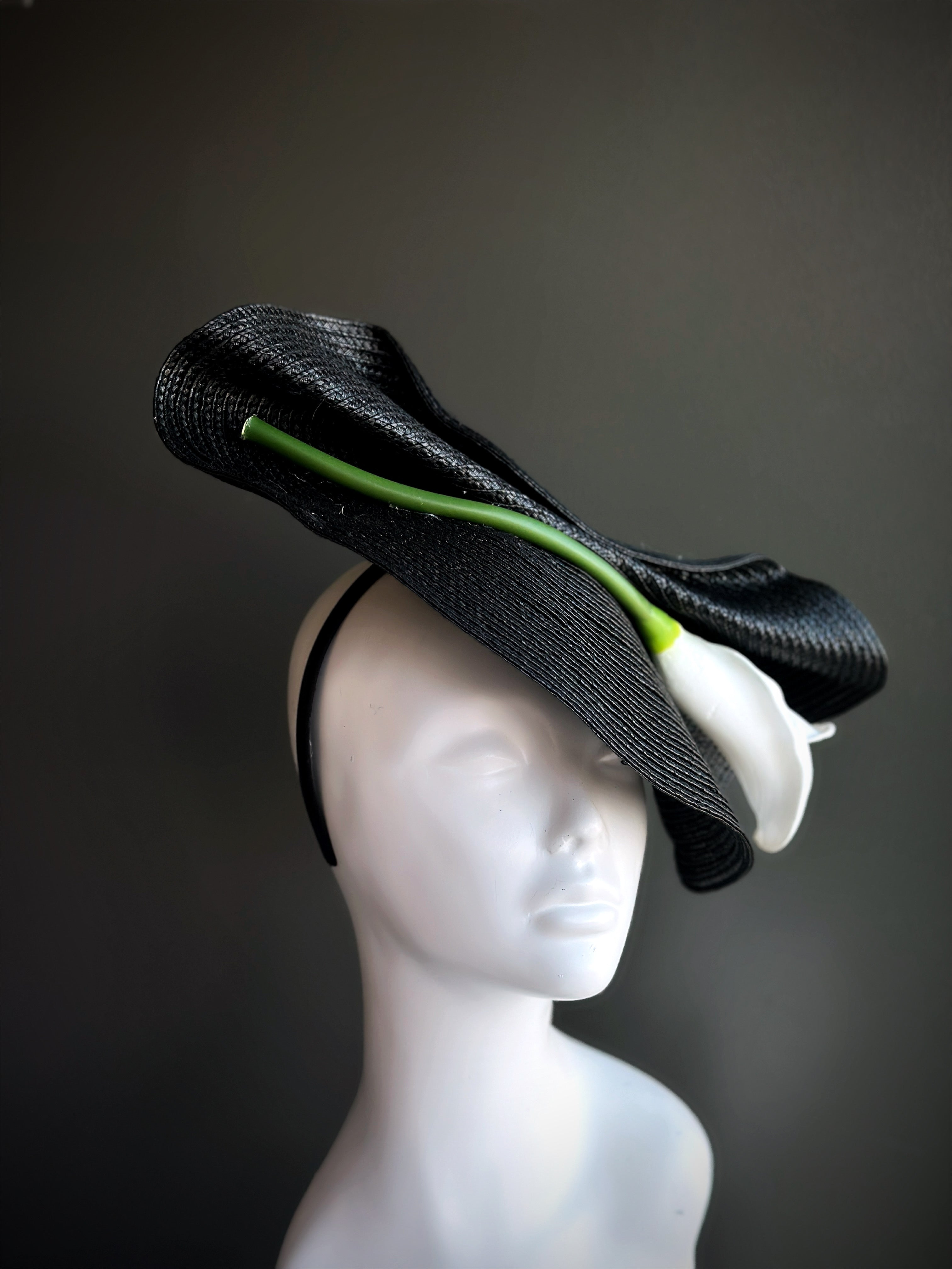 Noir Bloom Fascinator