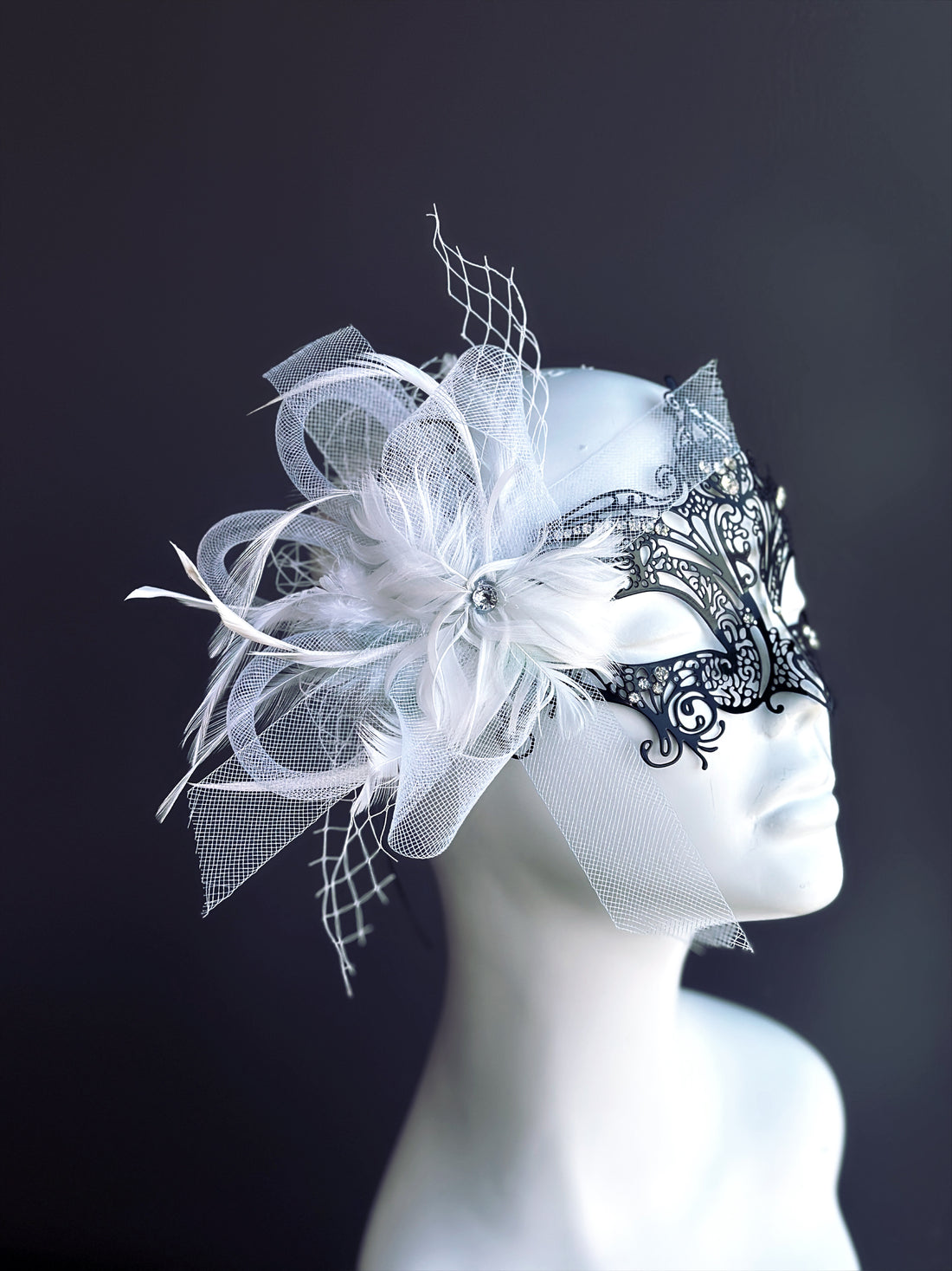 Gossip Black Metal Mask - White Feather