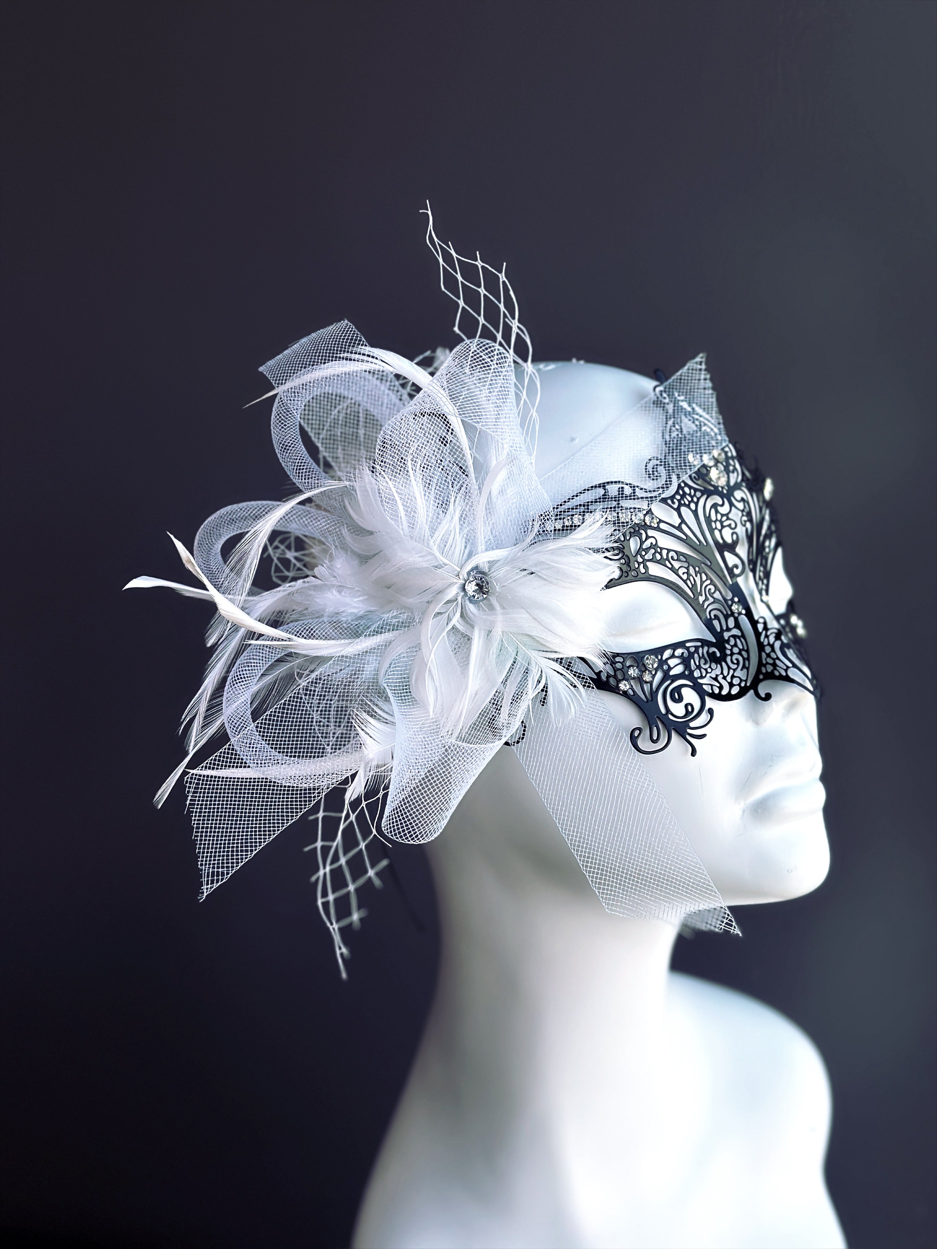 Gossip Black Metal Mask - White Feather