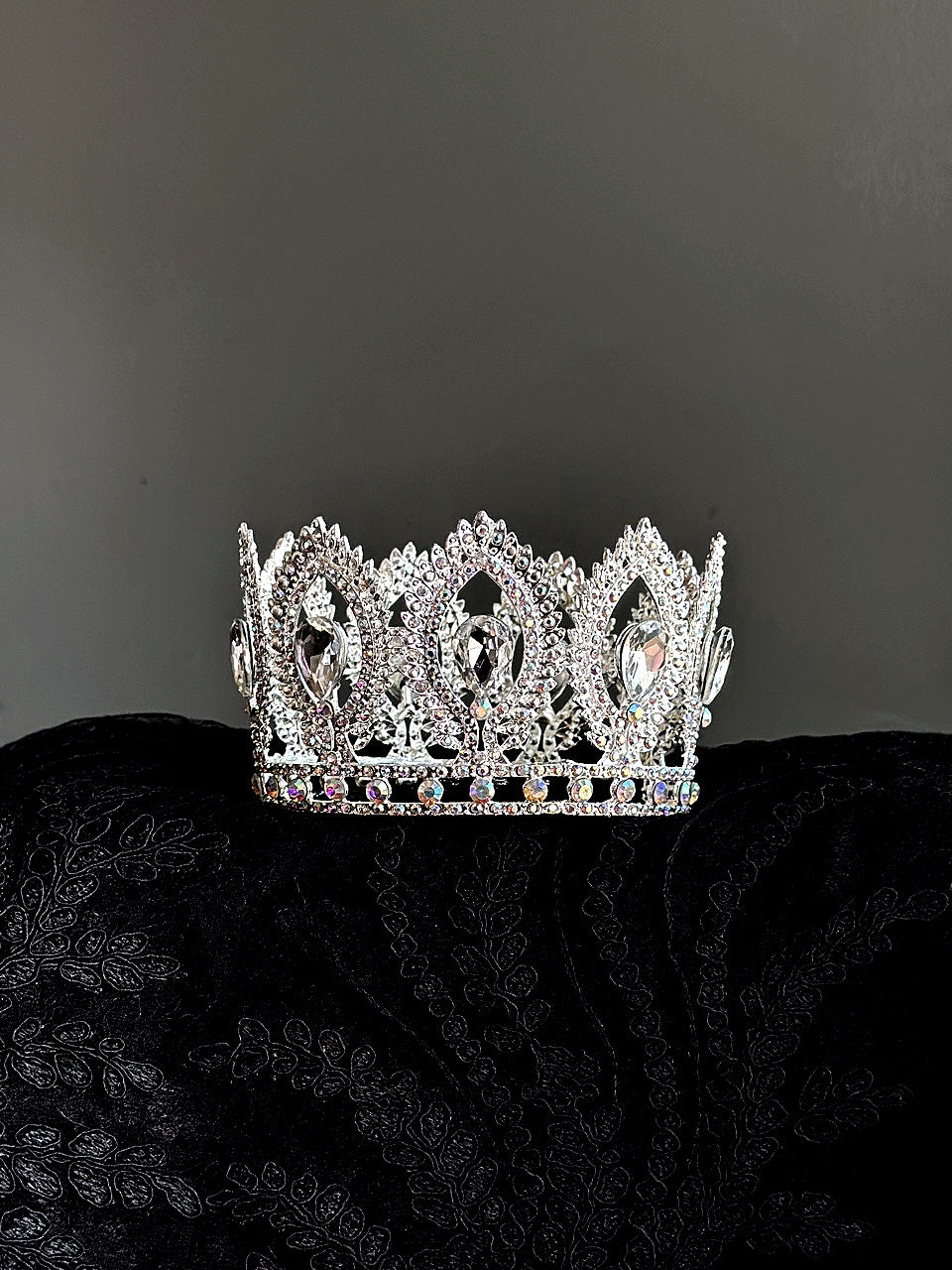 Frostlight Majesty Crown - Silver