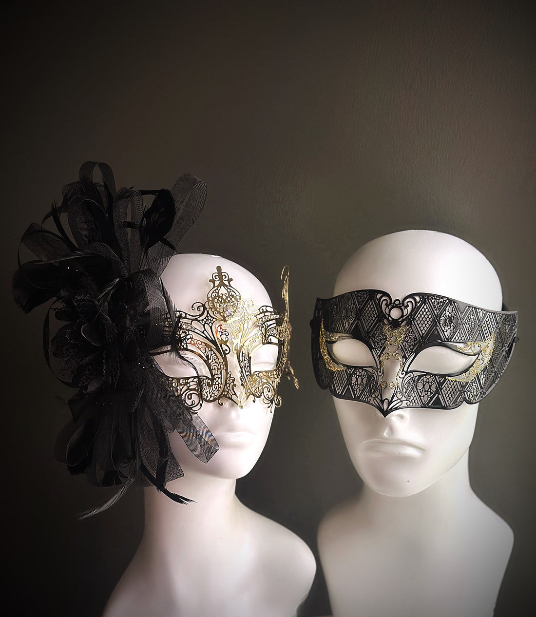 Eternal Masks - Black/Gold