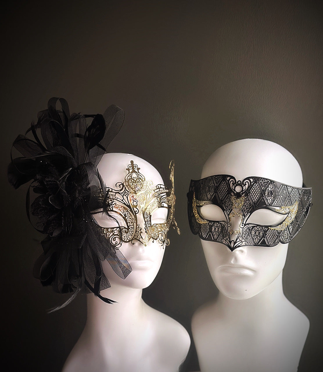 Eternal Masks - Black/Gold