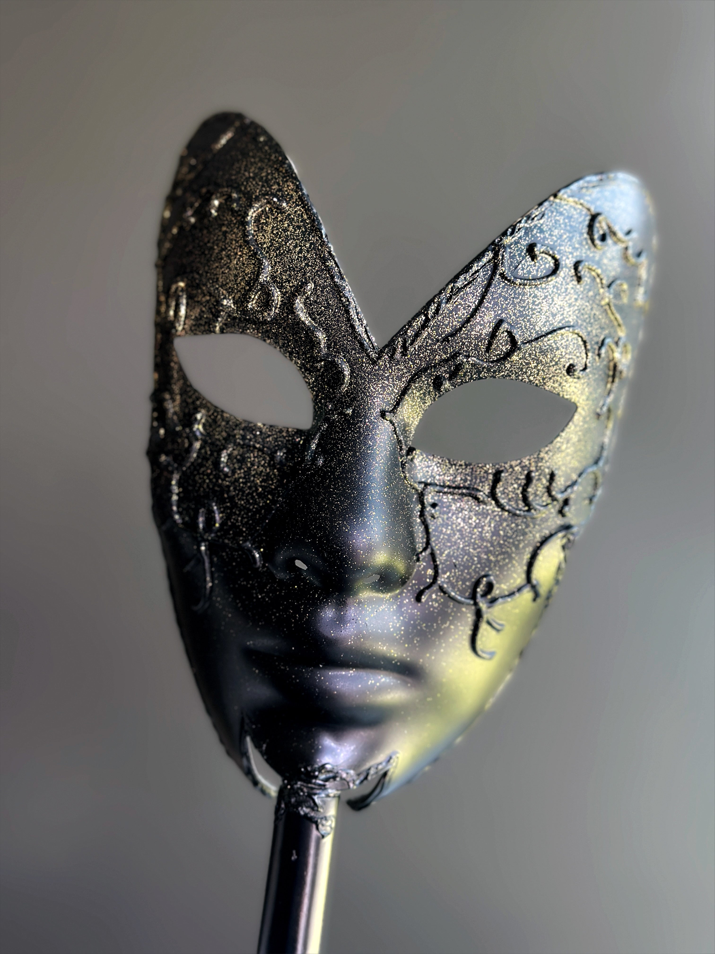 Golden Mystique Handheld Stick Mask - Black/Gold