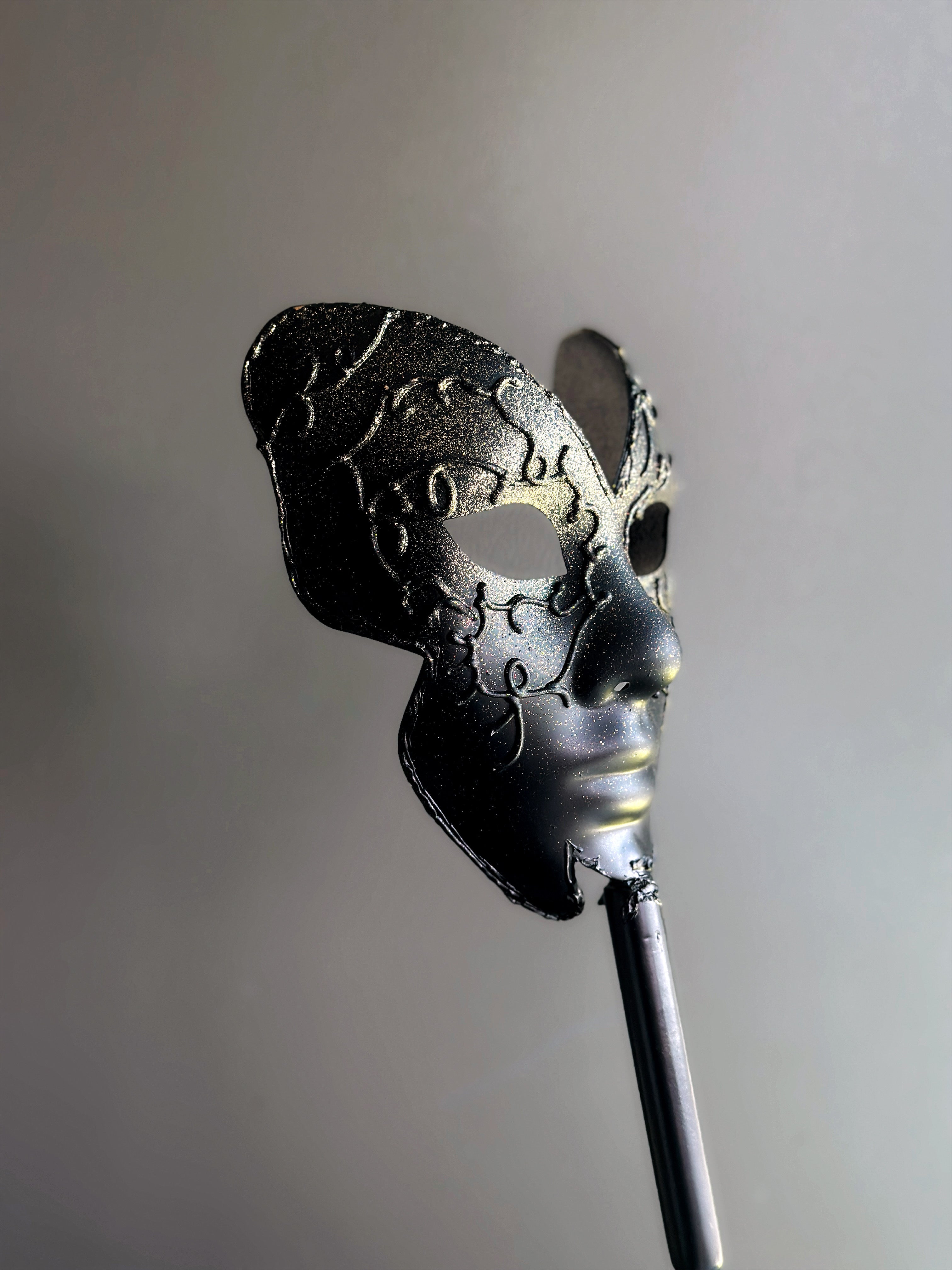 Golden Mystique Handheld Stick Mask - Black/Gold