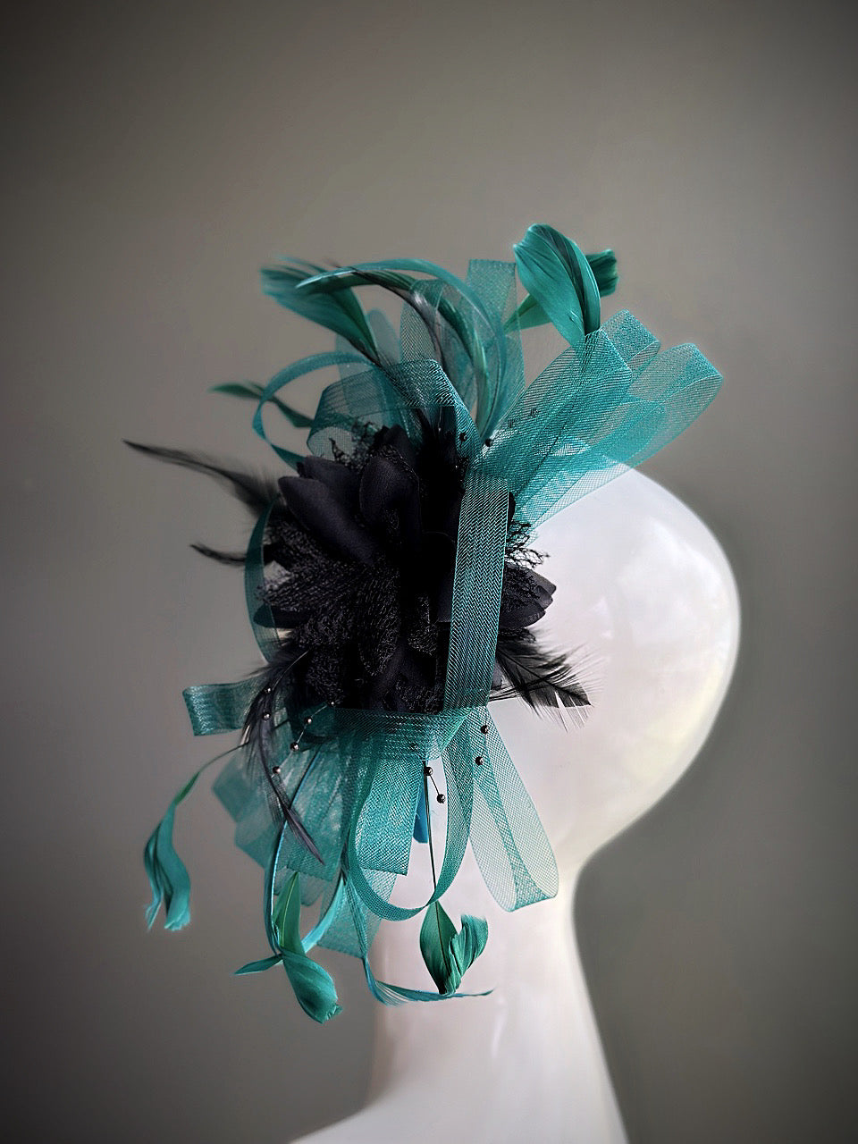 Feather Tulle Hairpiece - Teal Black