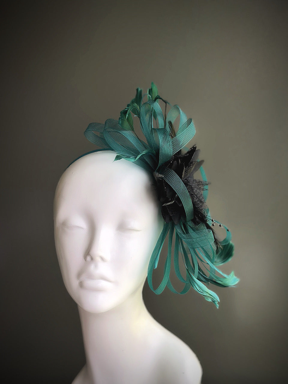 Feather Tulle Hairpiece - Teal Black