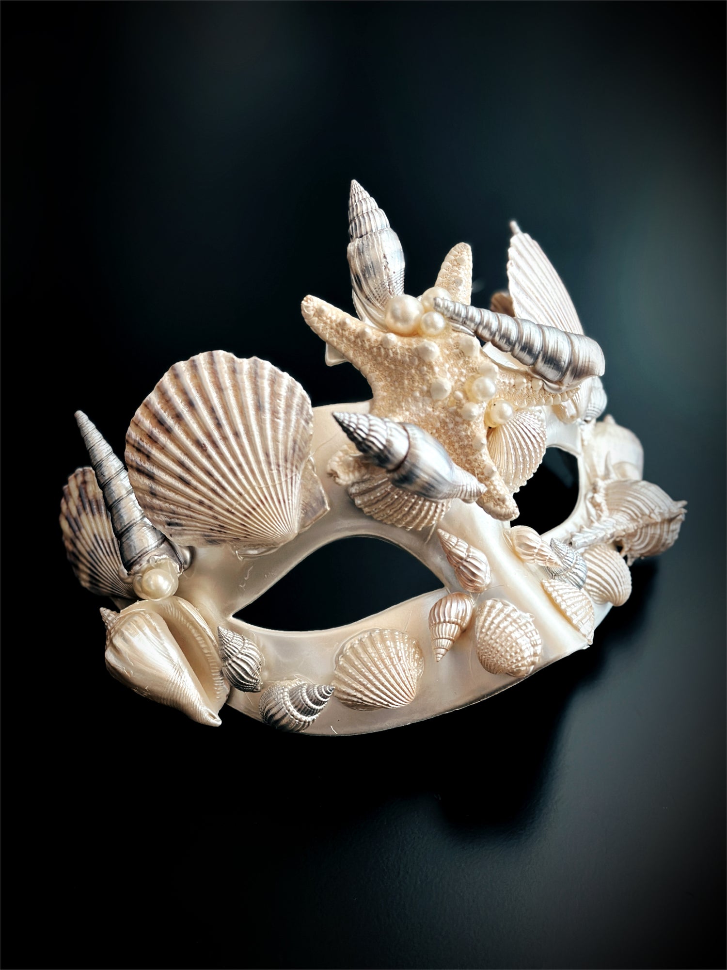 Merman Shell Mask - Ivory