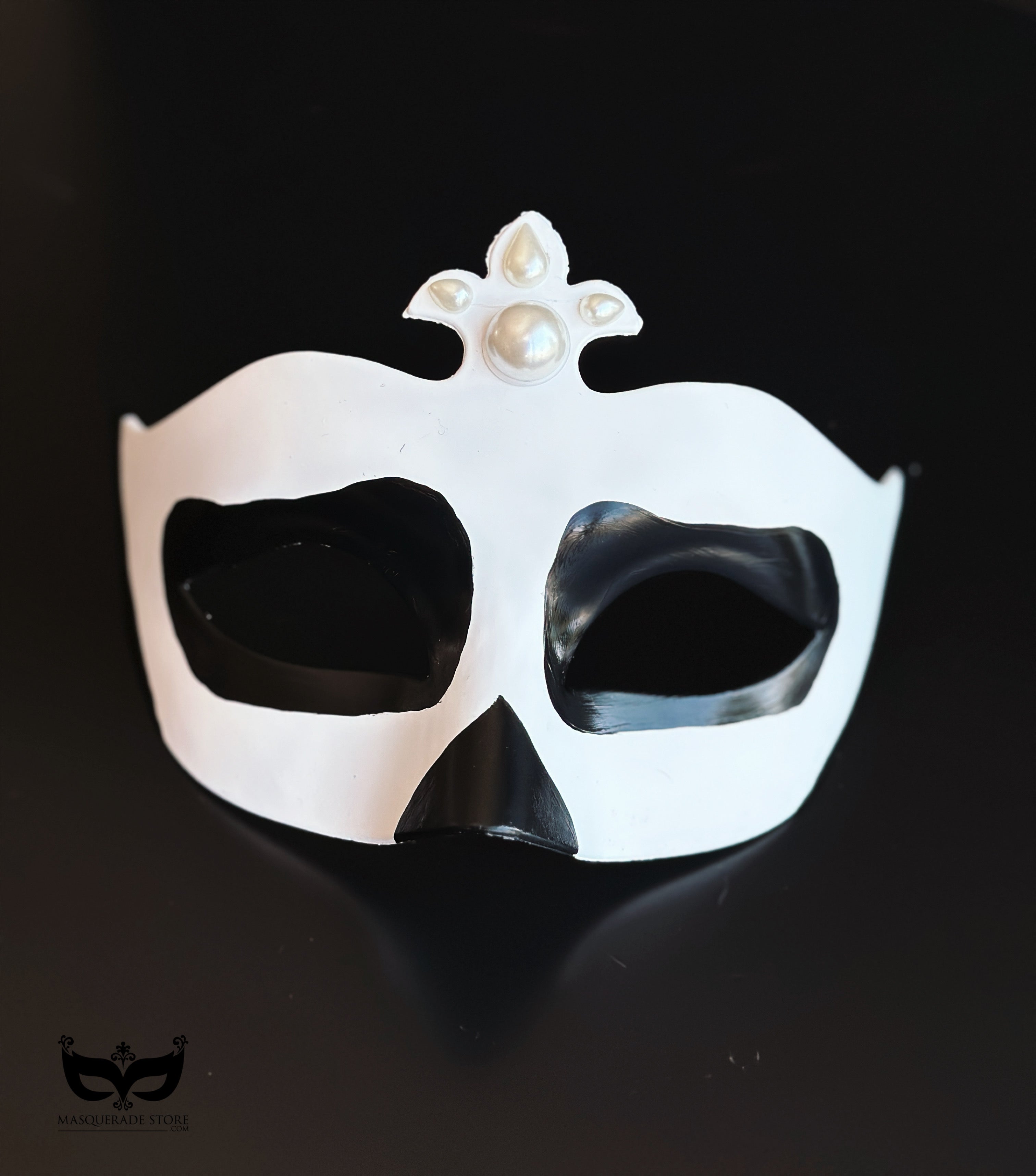 Pearl White Noir Mask