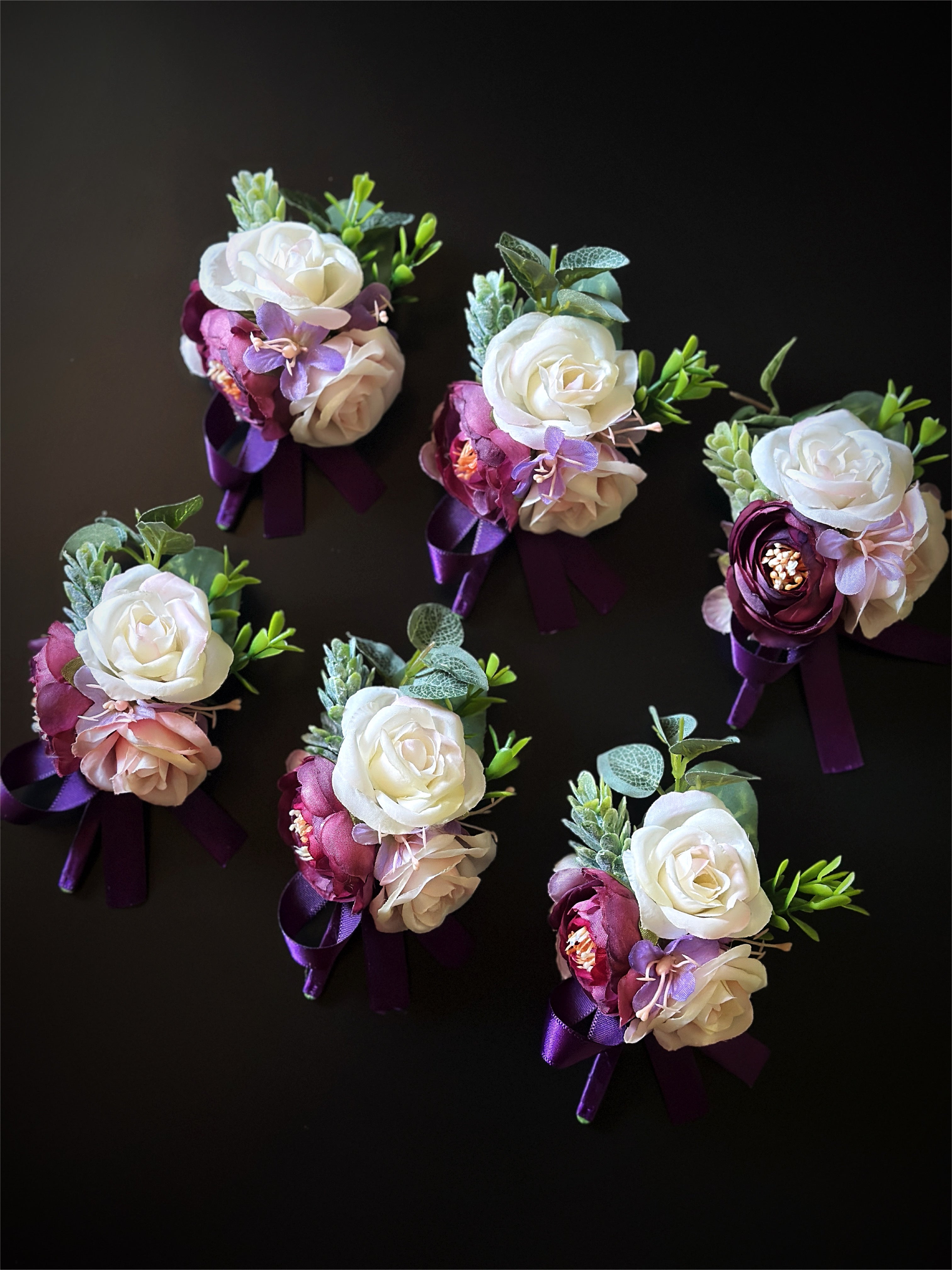 Wedding Boutonniere Set - 6 PCS - Purple White