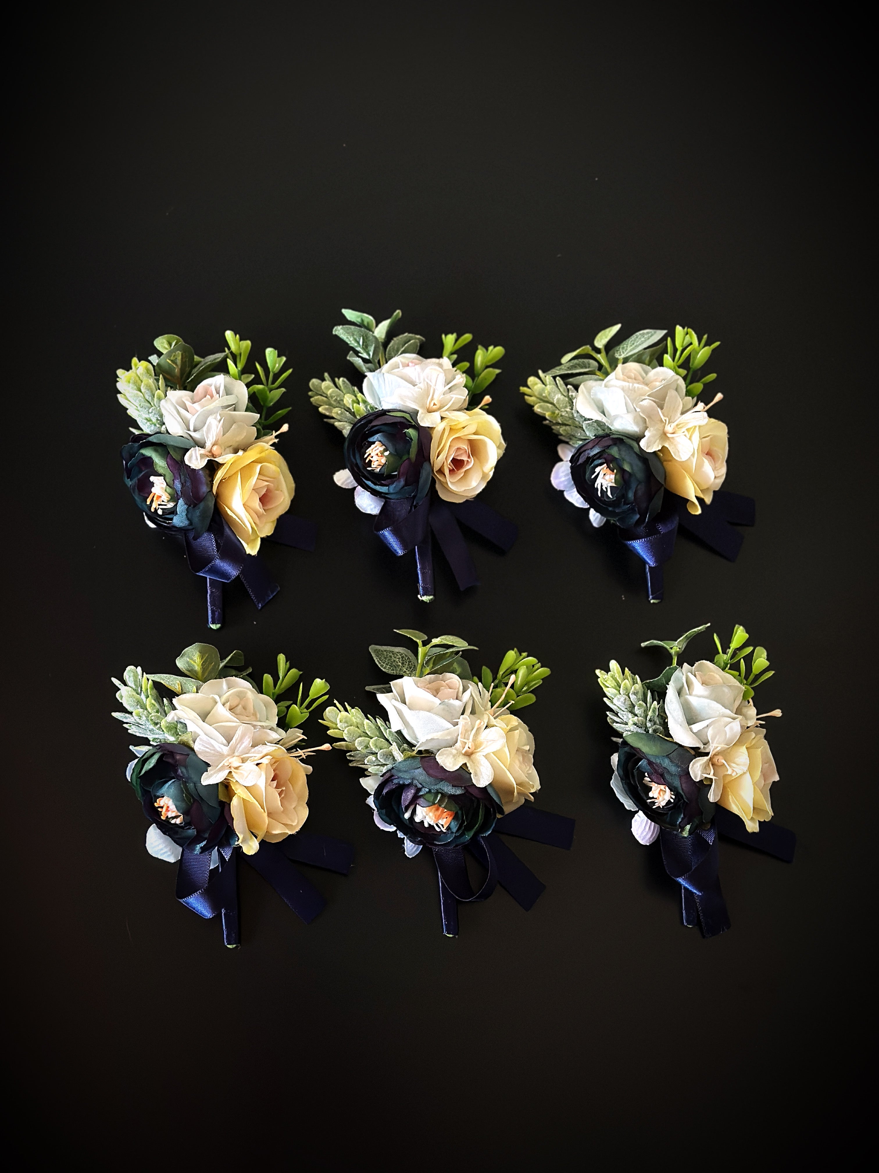 Wedding Boutonniere Set - 6 PCS - Blue Yellow